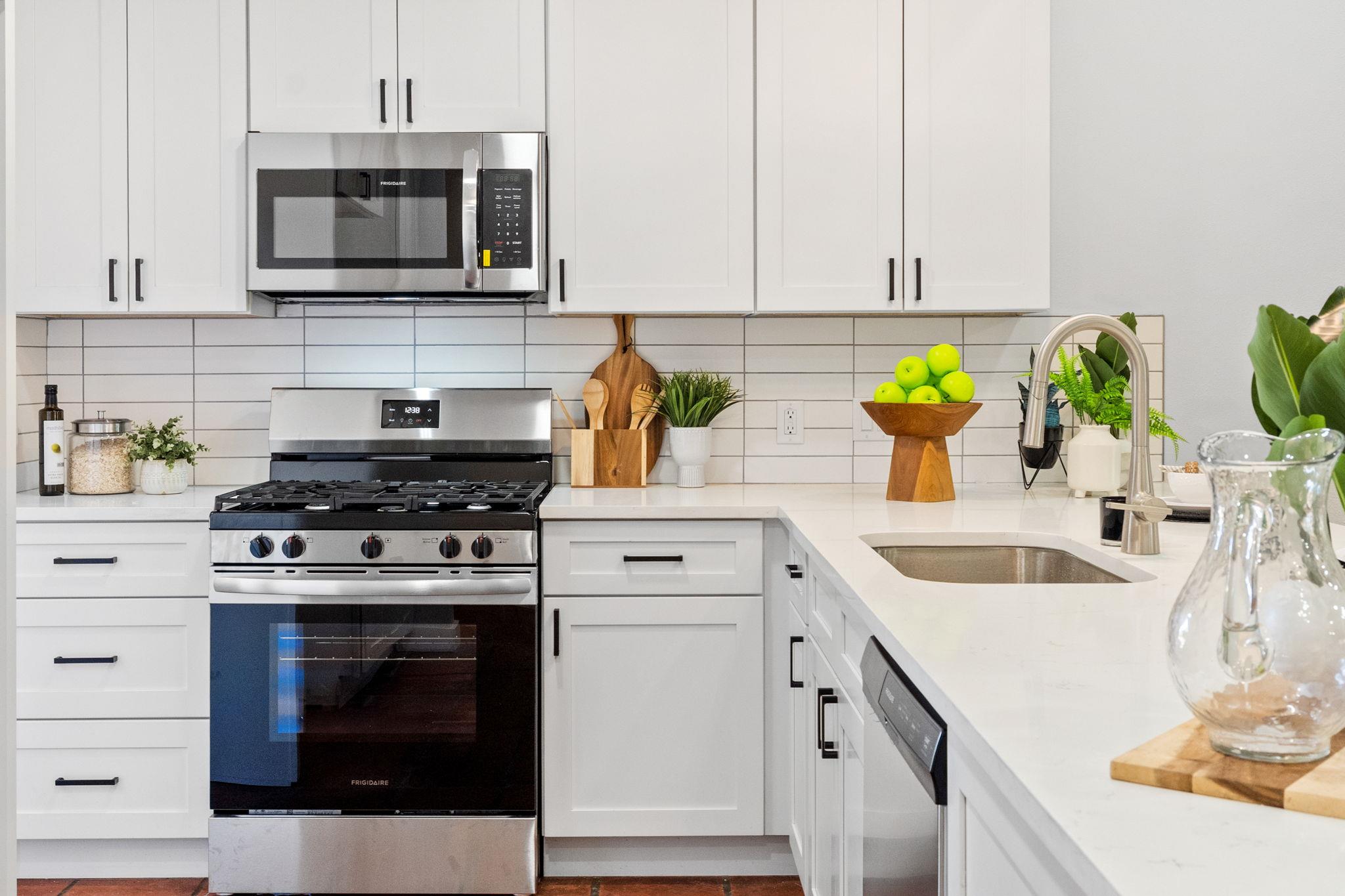 7503 Berkman Dr, Austin, TX 78752