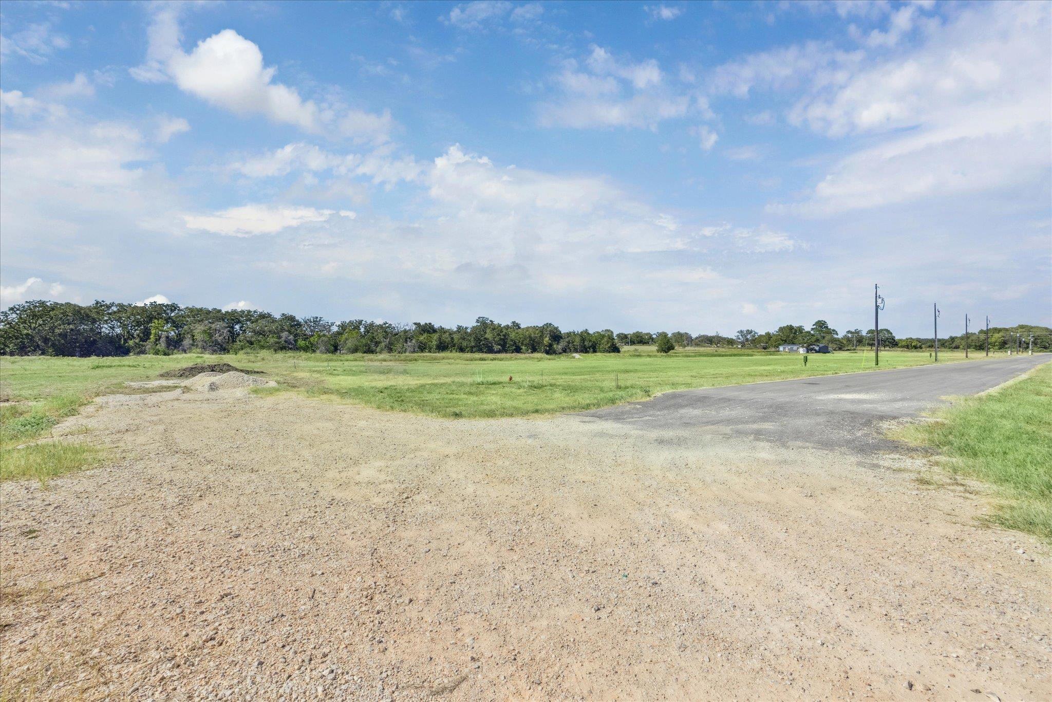 190 Impala Pass, Rosanky, TX 78616