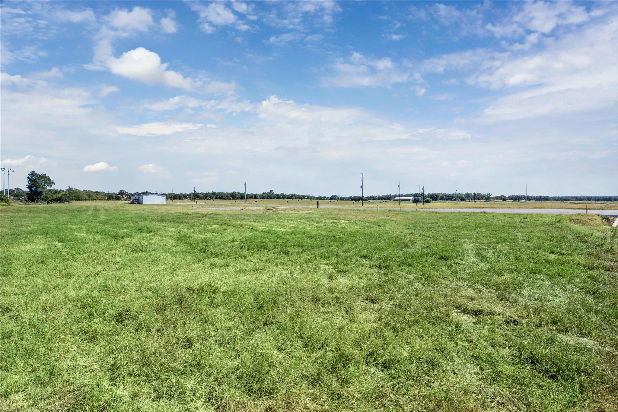 190 Impala Pass, Rosanky, TX 78616