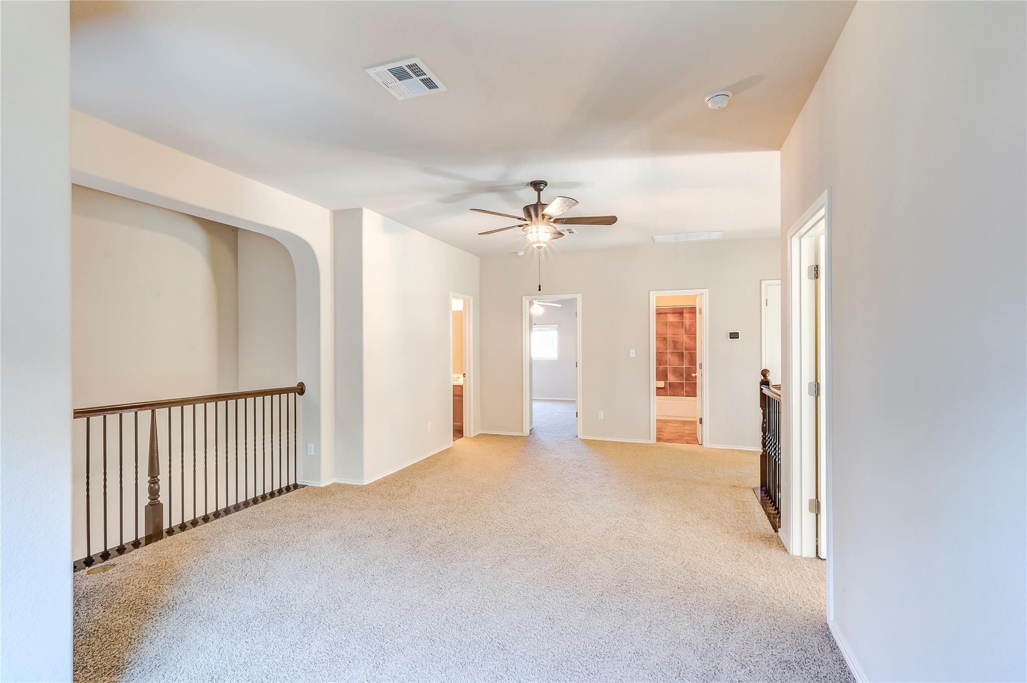 1604 Greenside Dr, Round Rock, TX 78665