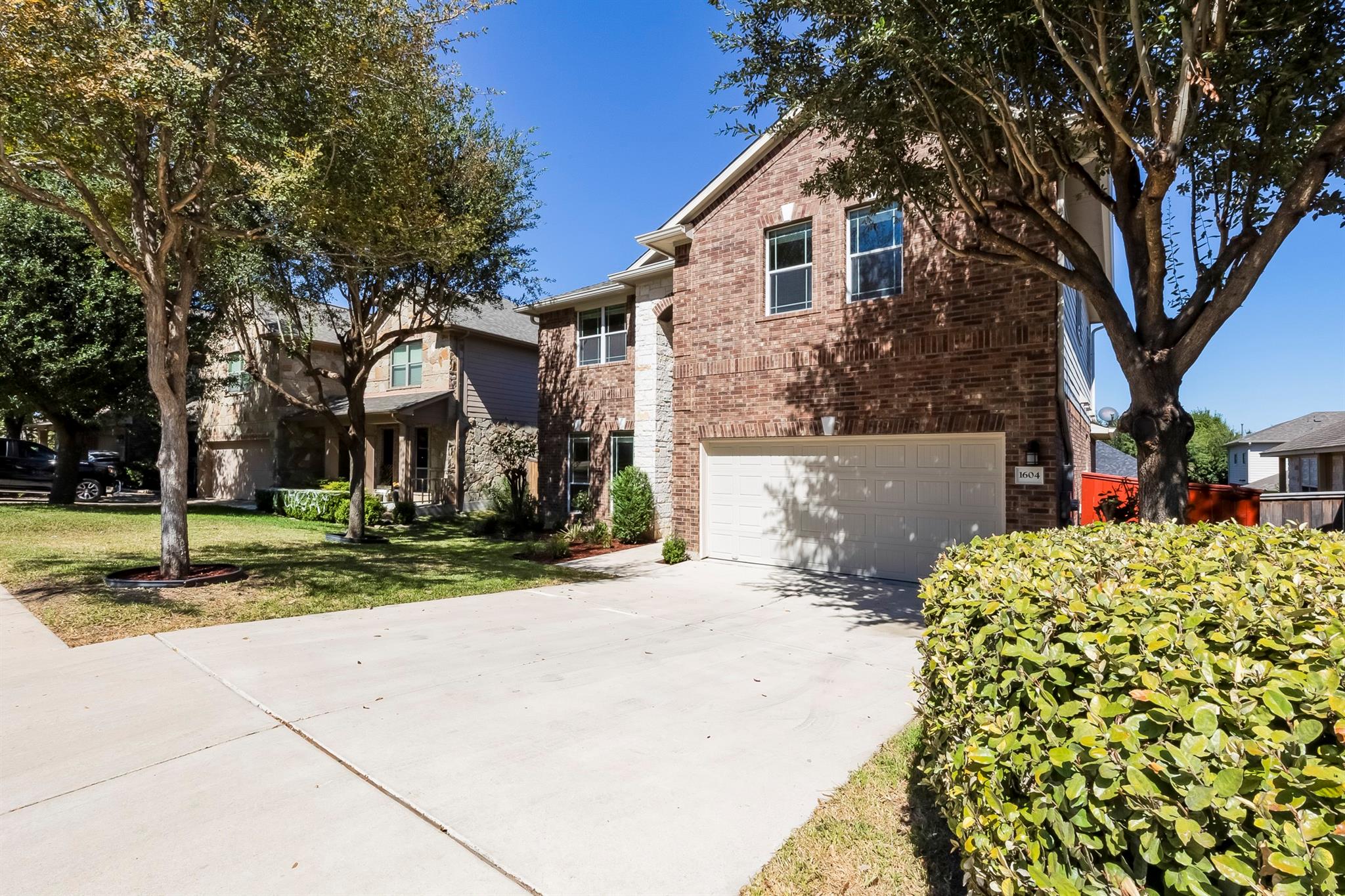 1604 Greenside Dr, Round Rock, TX 78665