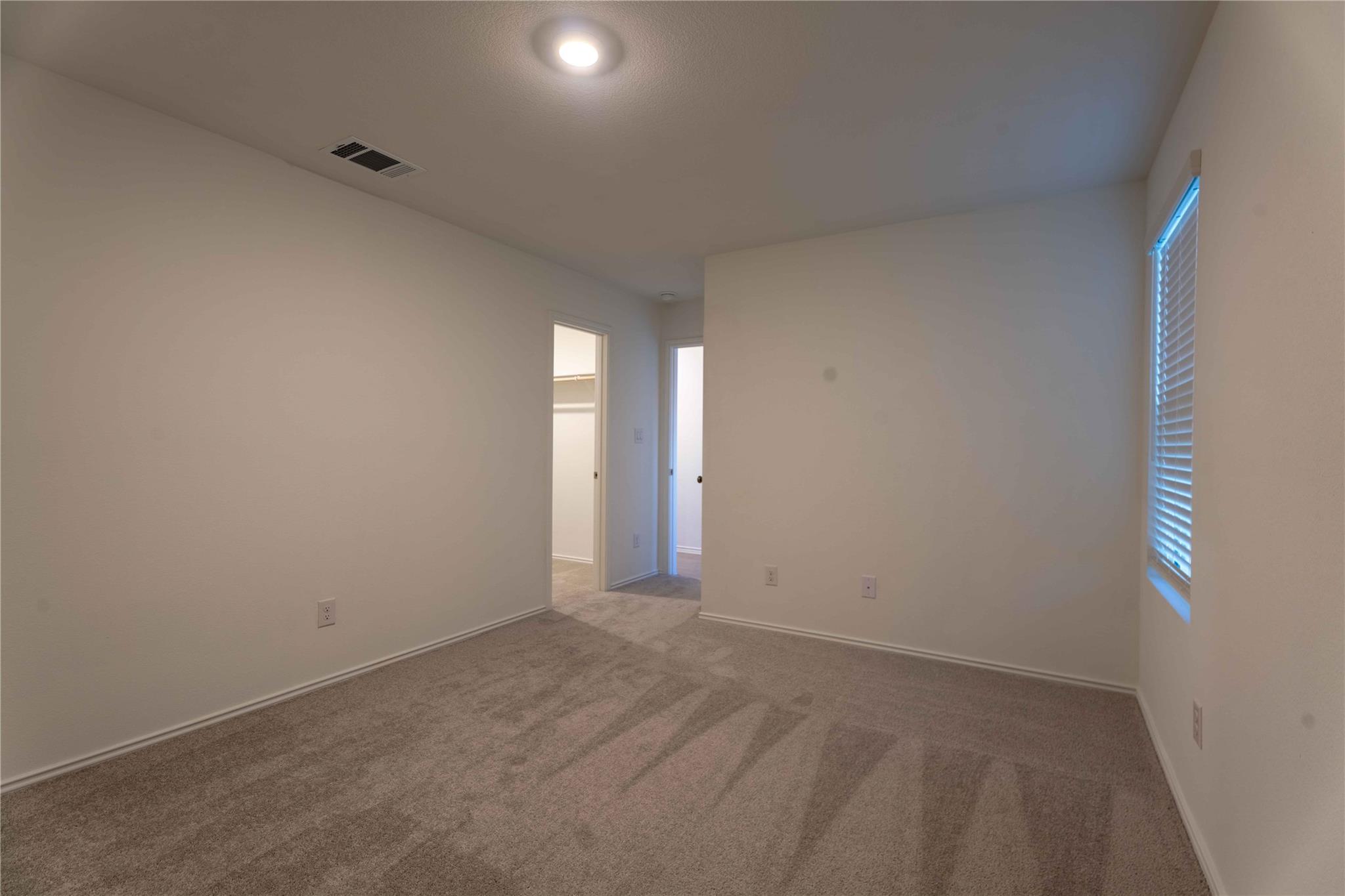 2320 Blizzard Dr, Lockhart, TX 78644