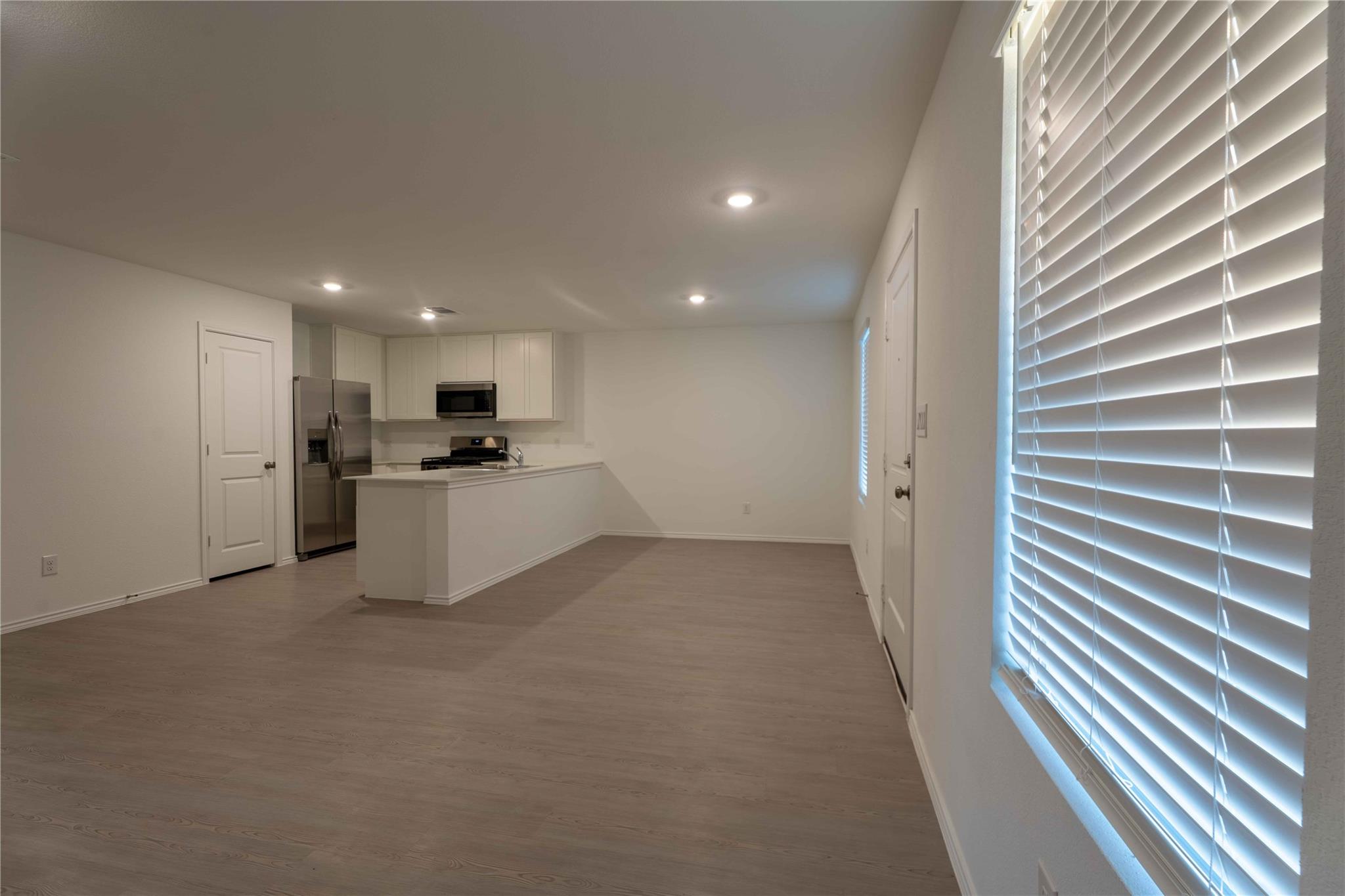 2320 Blizzard Dr, Lockhart, TX 78644