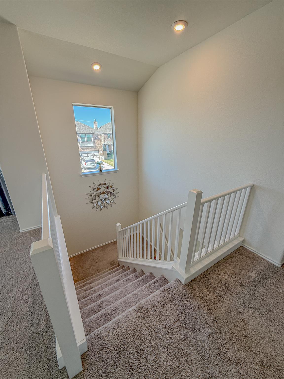 121 Outlaw Dr, Jarrell, TX 76537