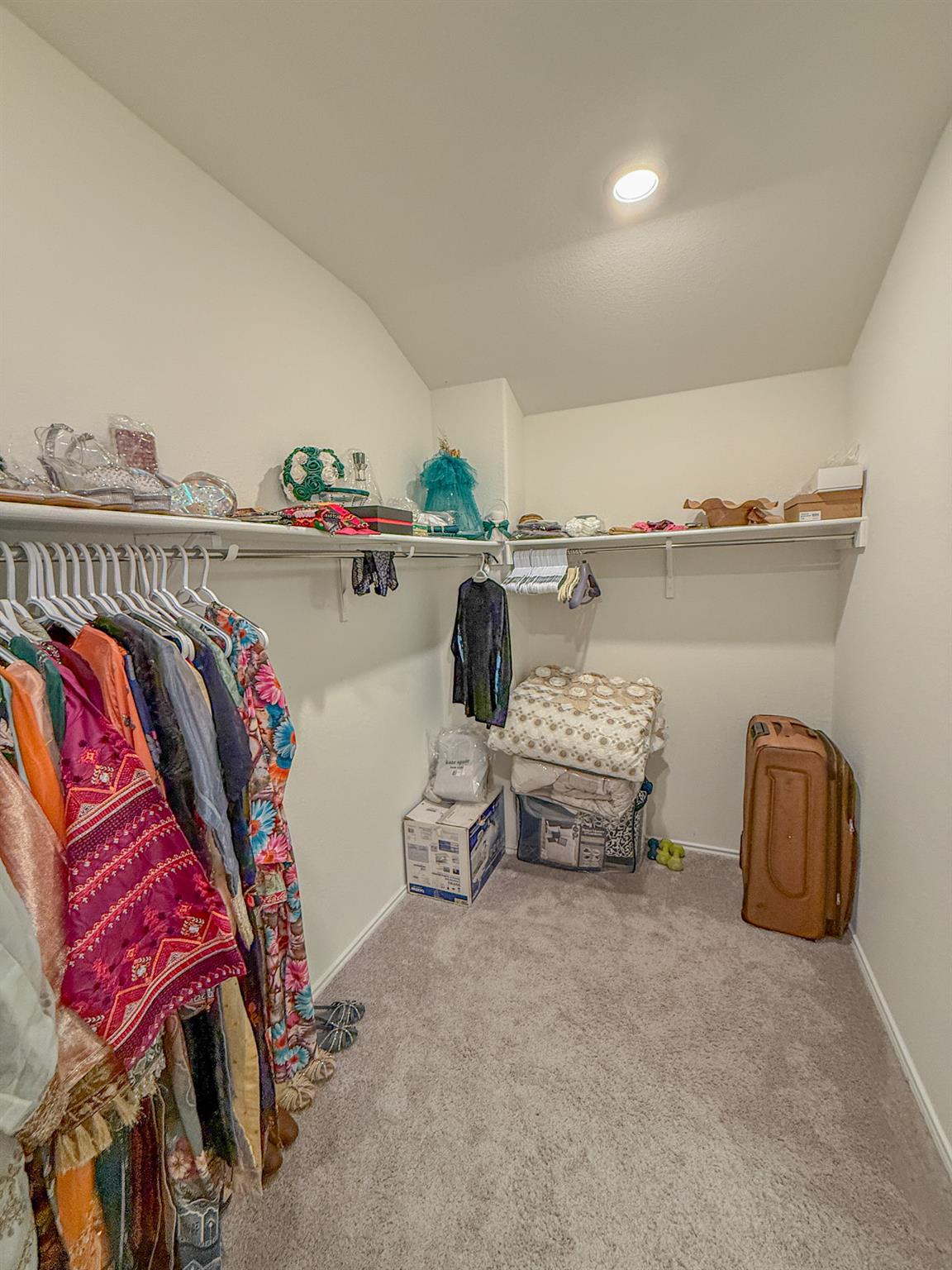 121 Outlaw Dr, Jarrell, TX 76537