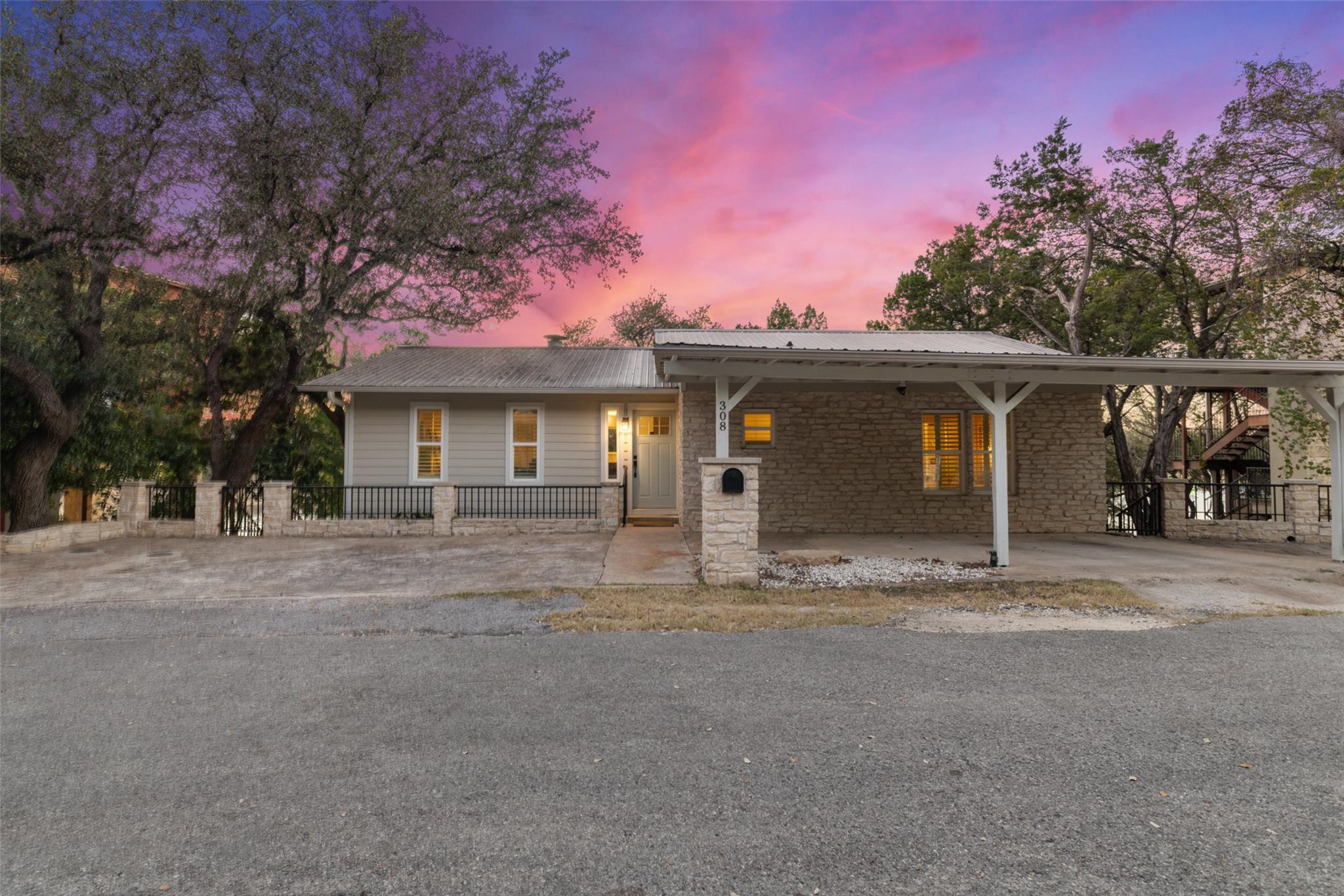 308 Cedar Hurst Ln, Austin, TX 78734