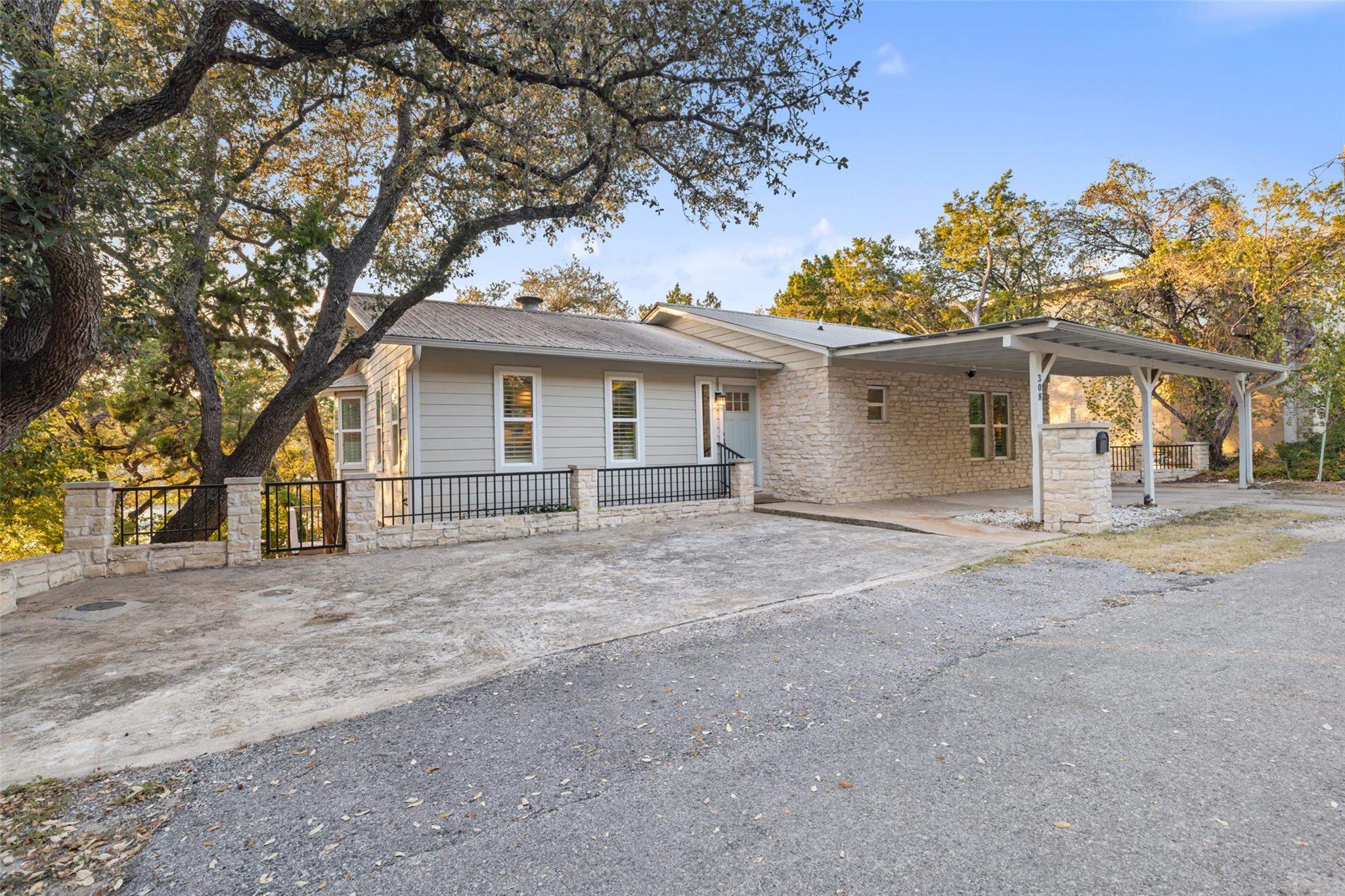 308 Cedar Hurst Ln, Austin, TX 78734