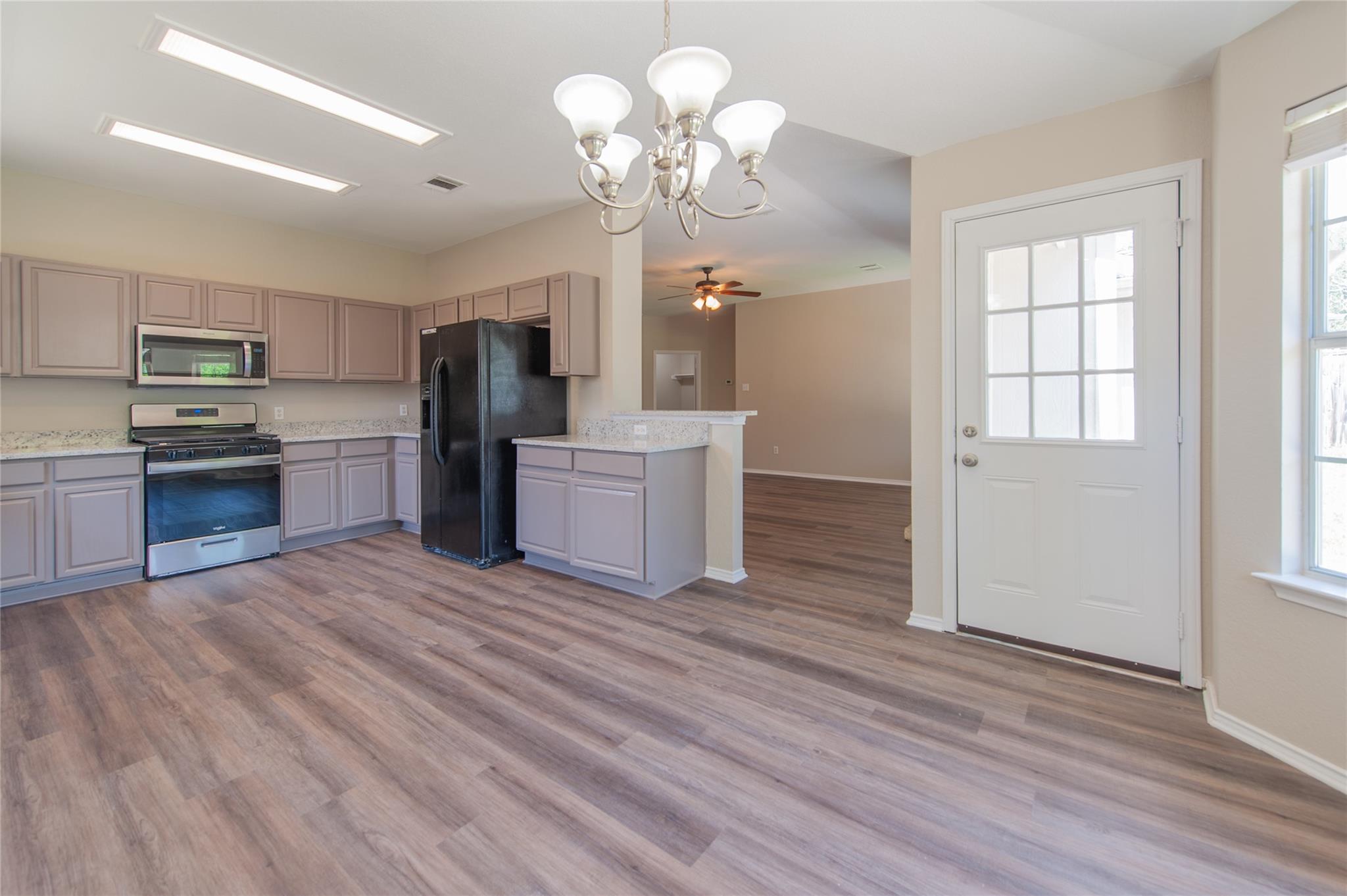 3913 Orion St, Round Rock, TX 78665