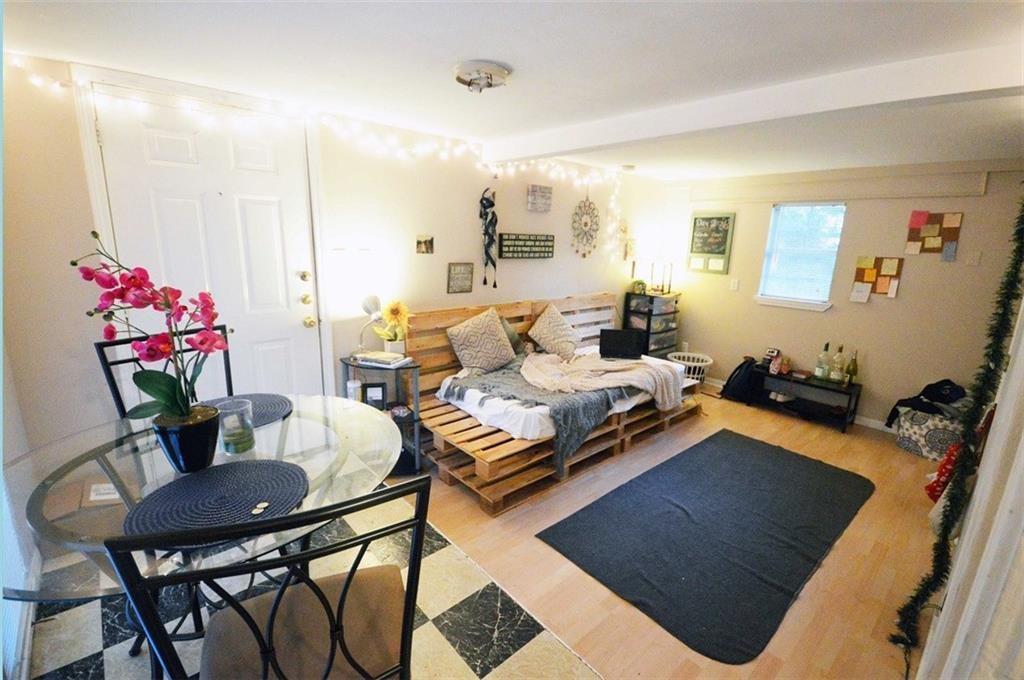 907 E 38th St # B, Austin, TX 78705