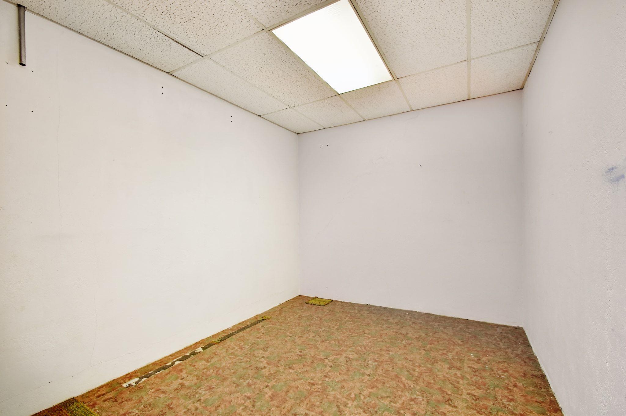 310 Quinlan St, Kerrville, TX 78028