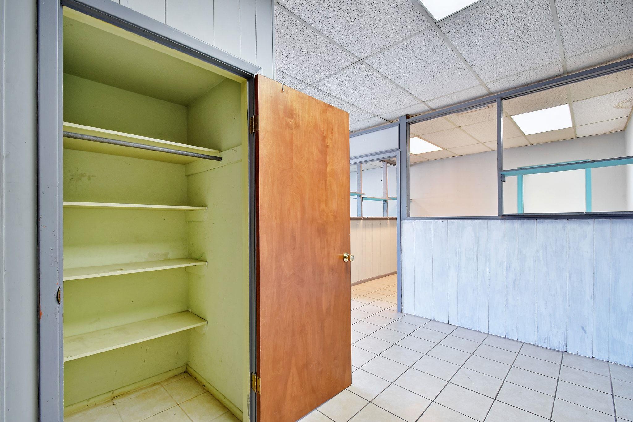 310 Quinlan St, Kerrville, TX 78028