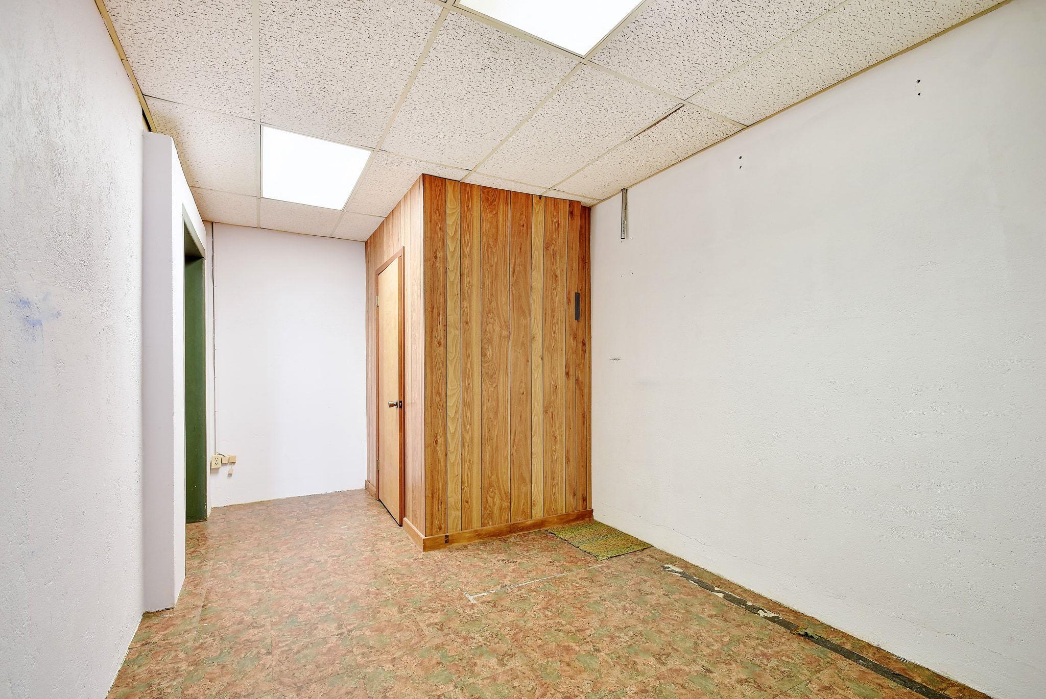 310 Quinlan St, Kerrville, TX 78028