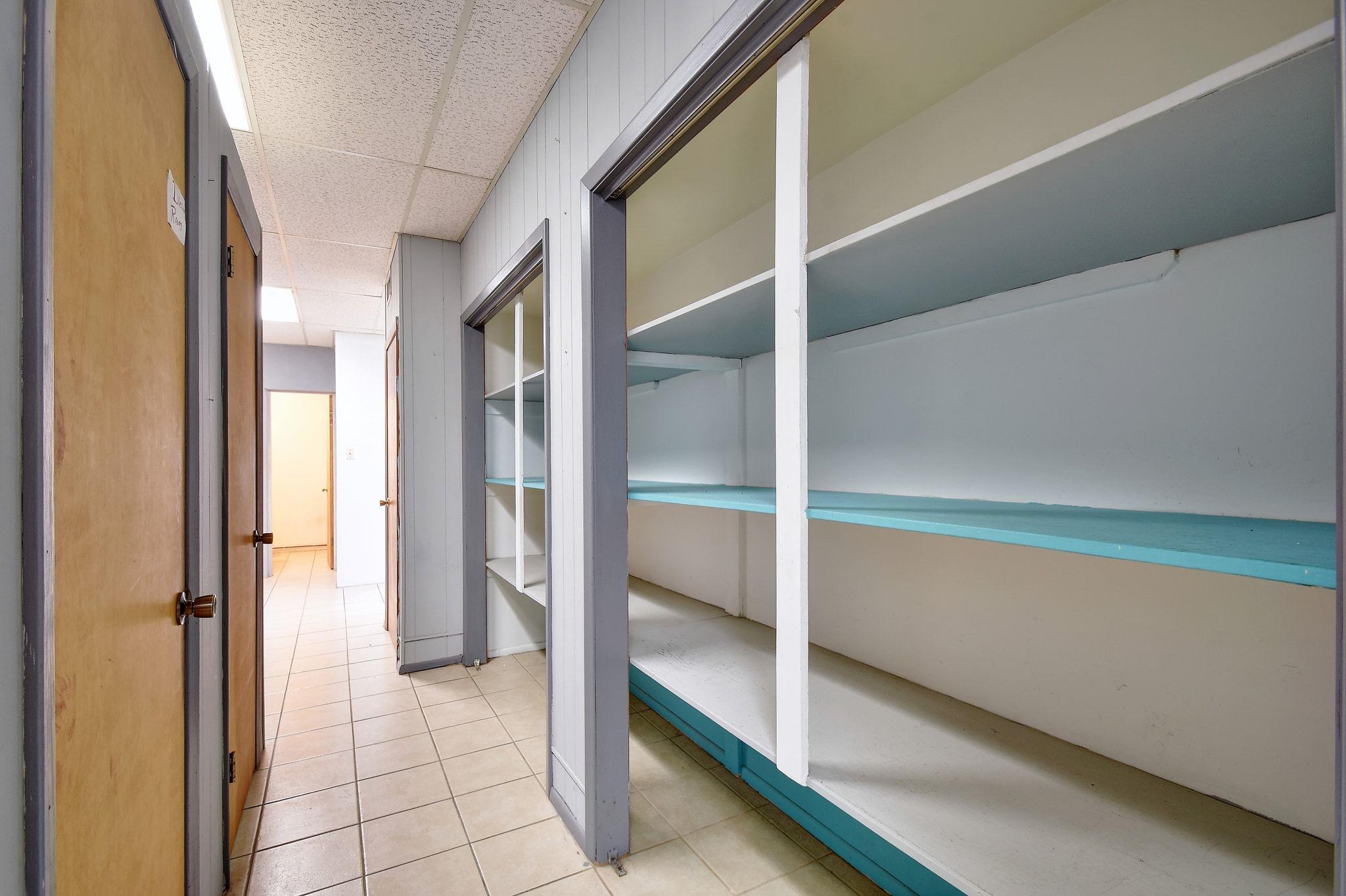 310 Quinlan St, Kerrville, TX 78028