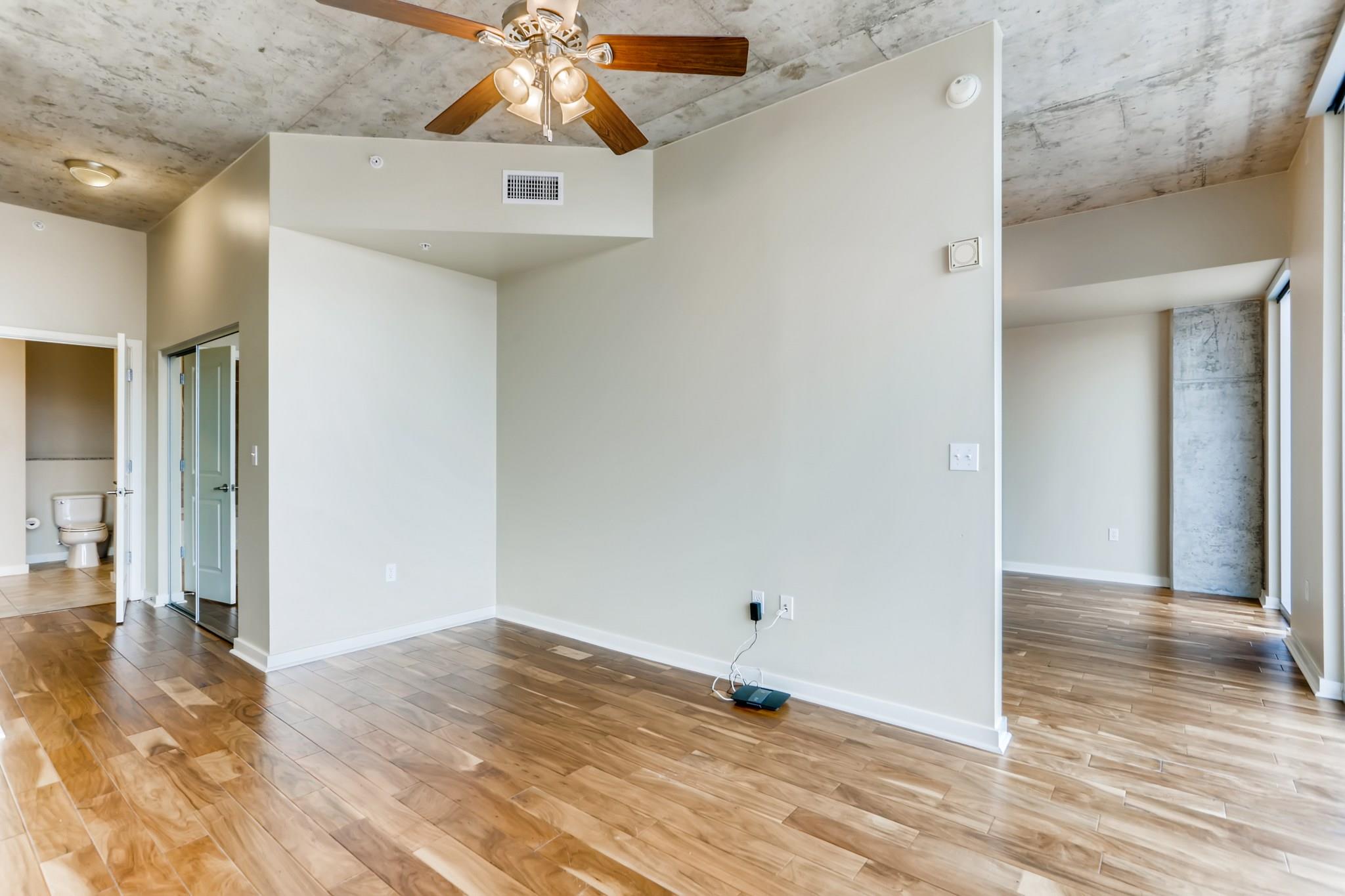 360 Nueces St # 2607, Austin, TX 78701