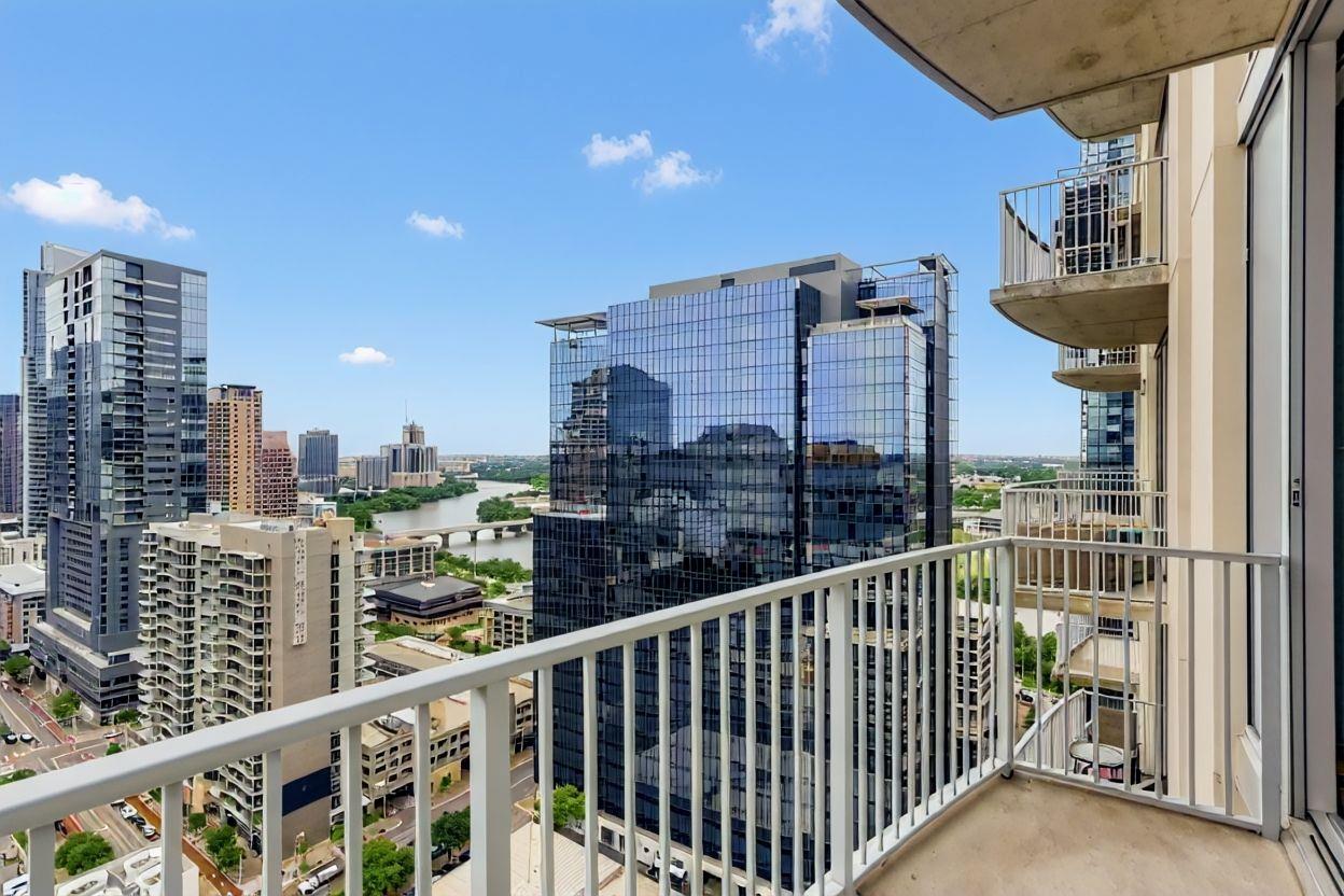 360 Nueces St # 2607, Austin, TX 78701