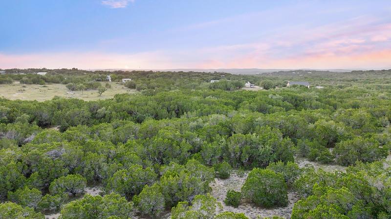 4000 Crawford Rd, Spicewood, TX 78669