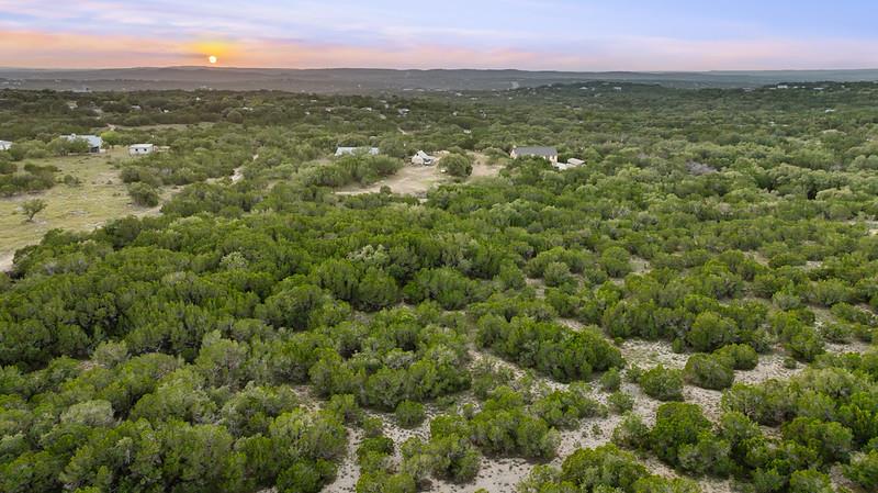 4000 Crawford Rd, Spicewood, TX 78669
