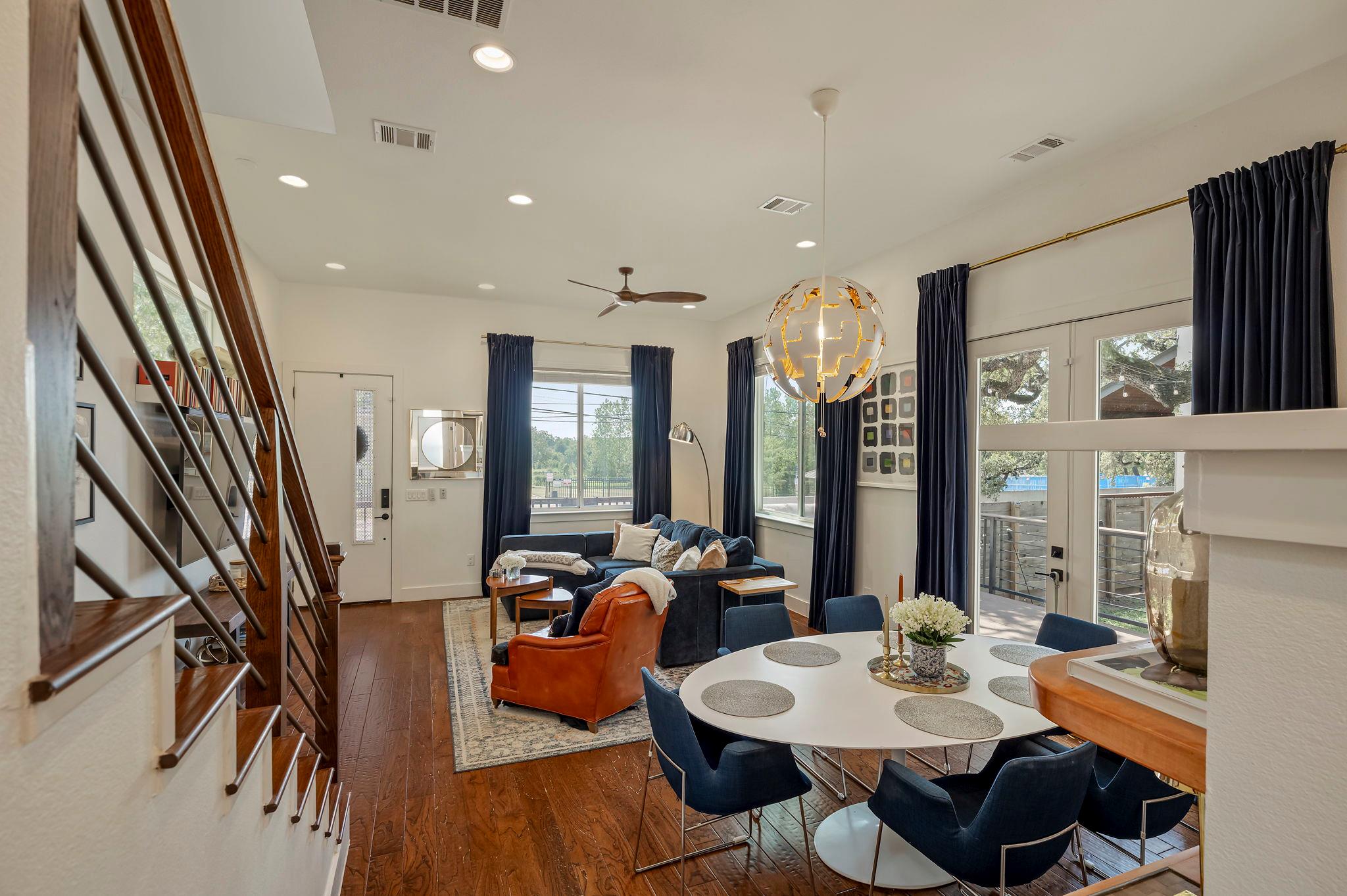 2812 Oak Springs Dr # 1, Austin, TX 78702