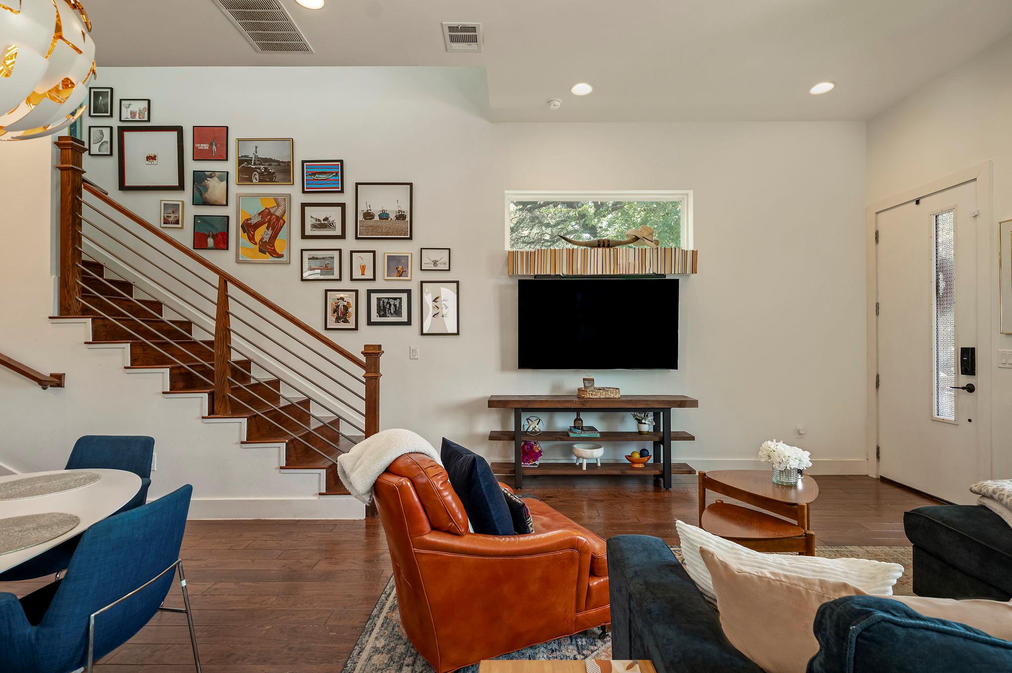 2812 Oak Springs Dr # 1, Austin, TX 78702