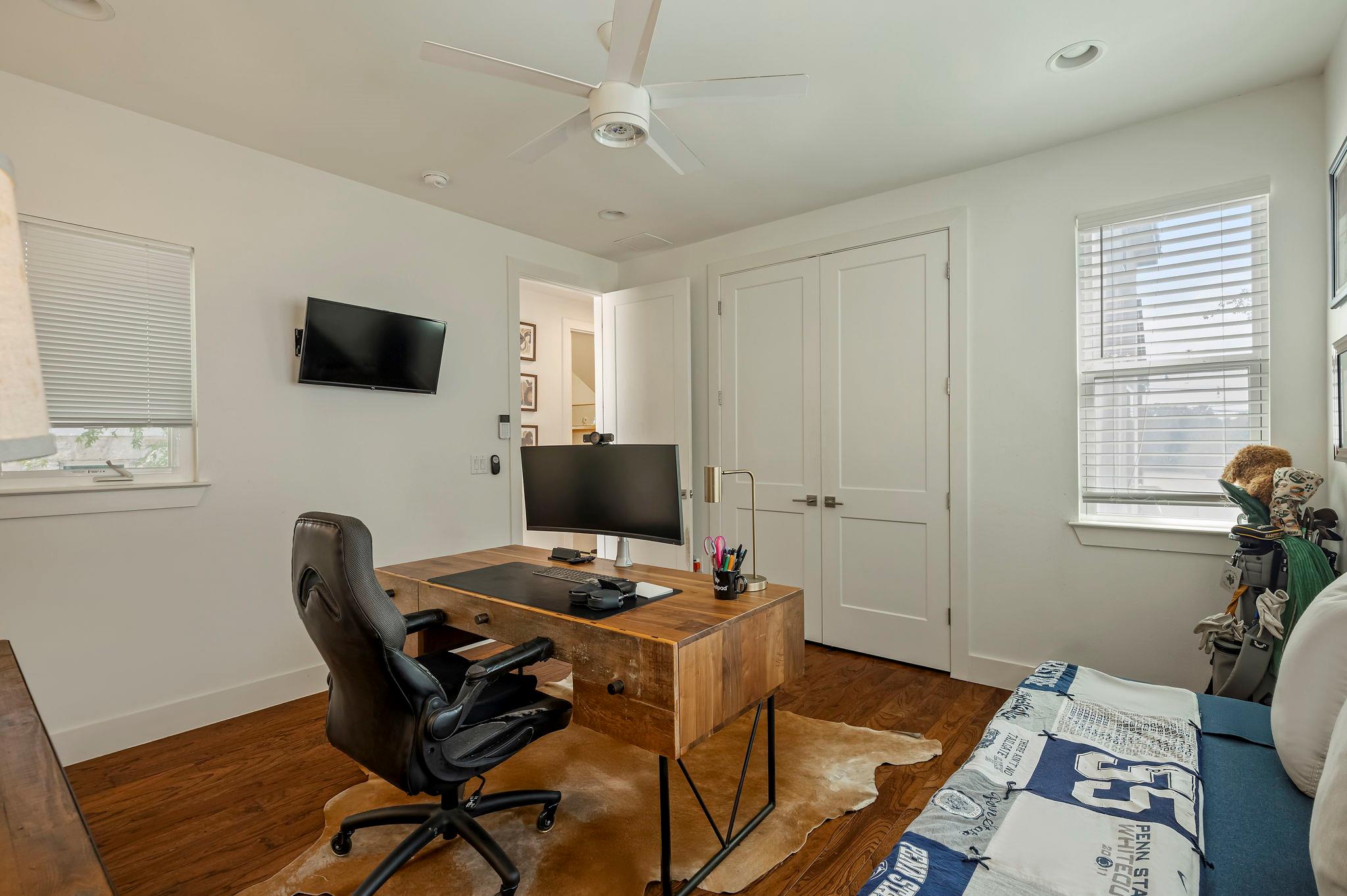 2812 Oak Springs Dr # 1, Austin, TX 78702