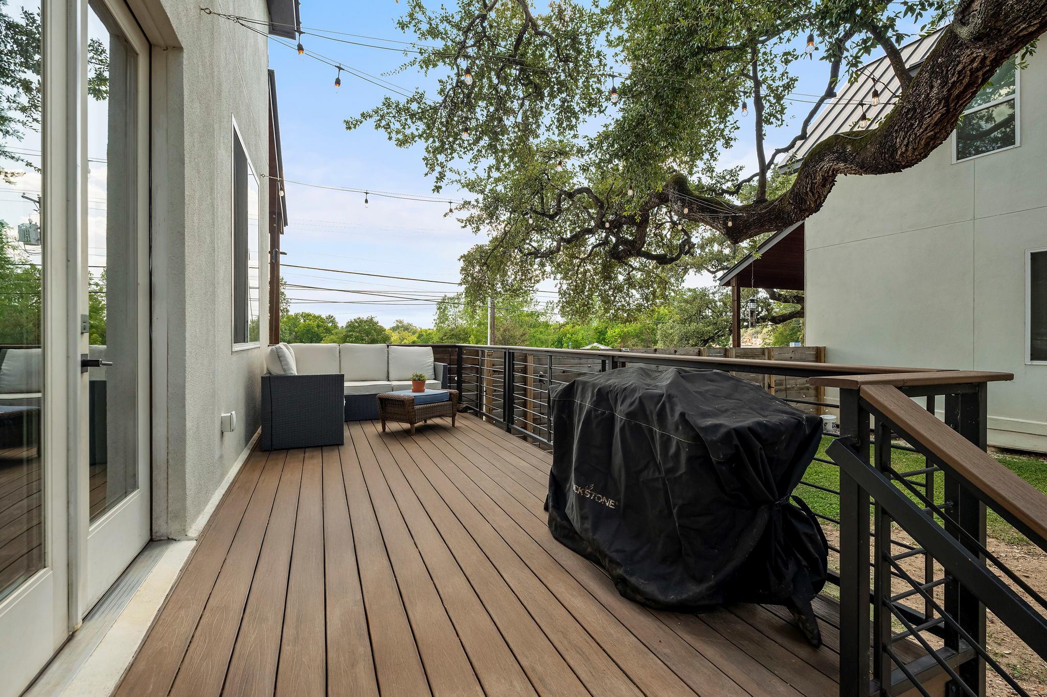 2812 Oak Springs Dr # 1, Austin, TX 78702