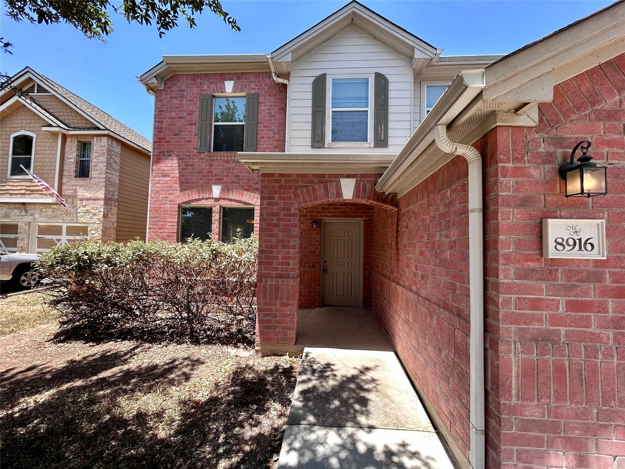 8916 Ipswich Bay Dr, Austin, TX 78747