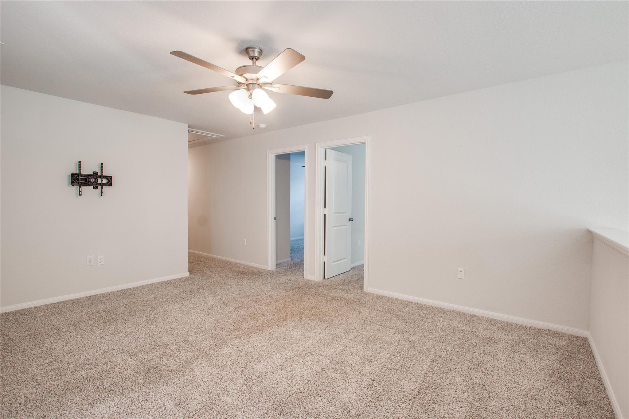 324 Kenai Dr Dr, Kyle, TX 78640