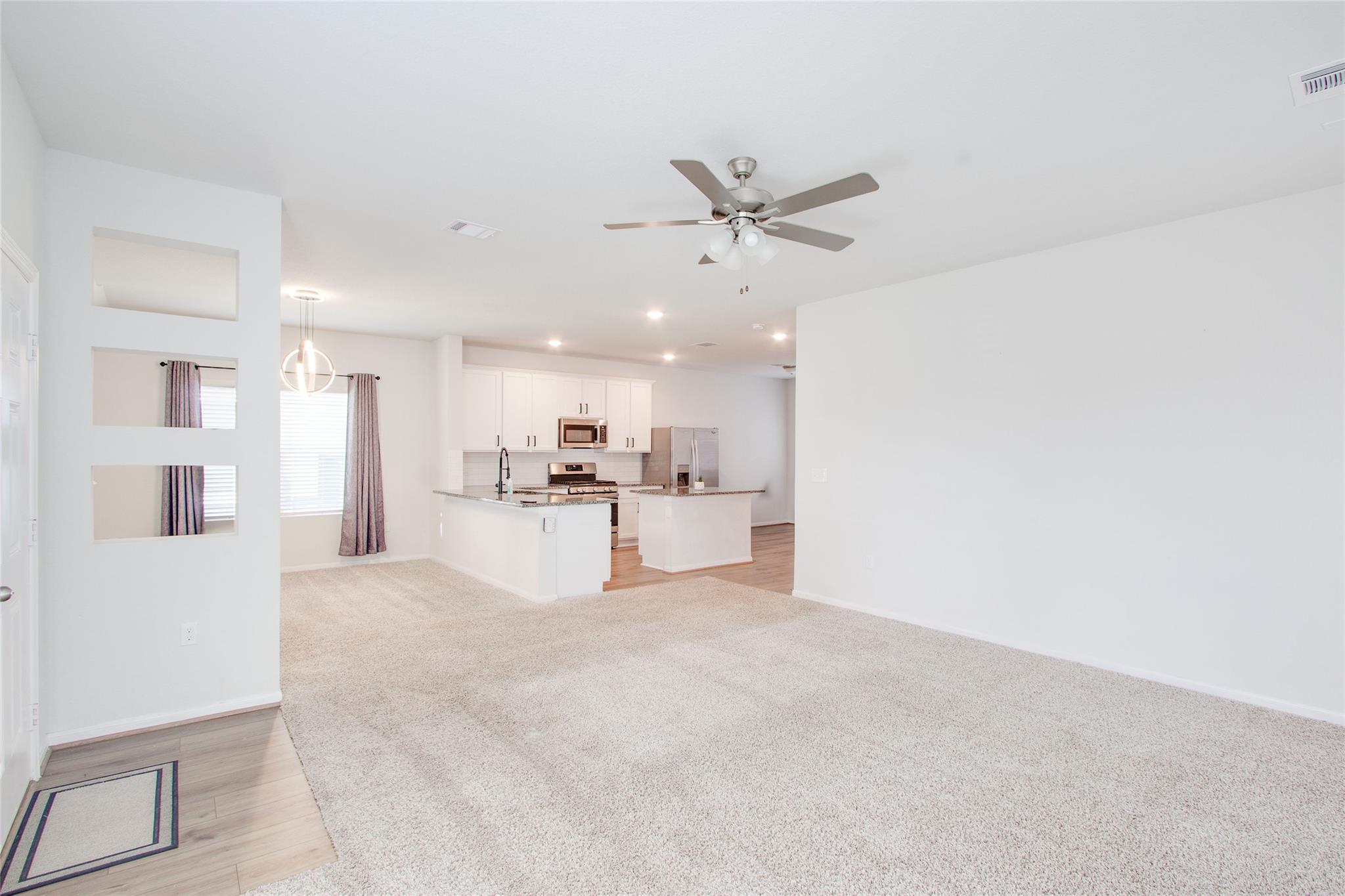 324 Kenai Dr Dr, Kyle, TX 78640