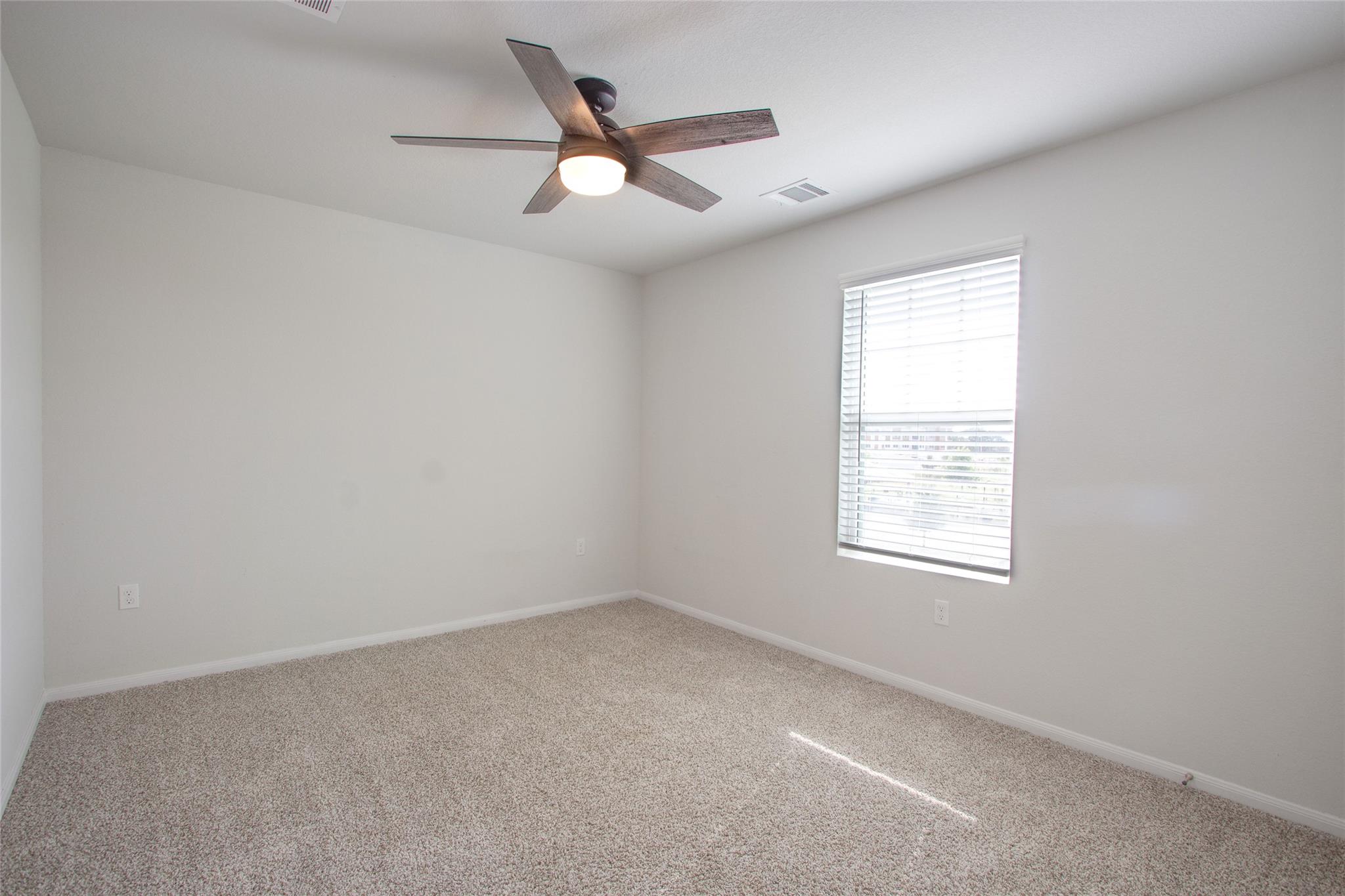 324 Kenai Dr Dr, Kyle, TX 78640