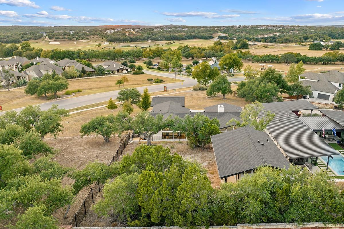 202 Evelyn Ct, Dripping Springs, TX 78620