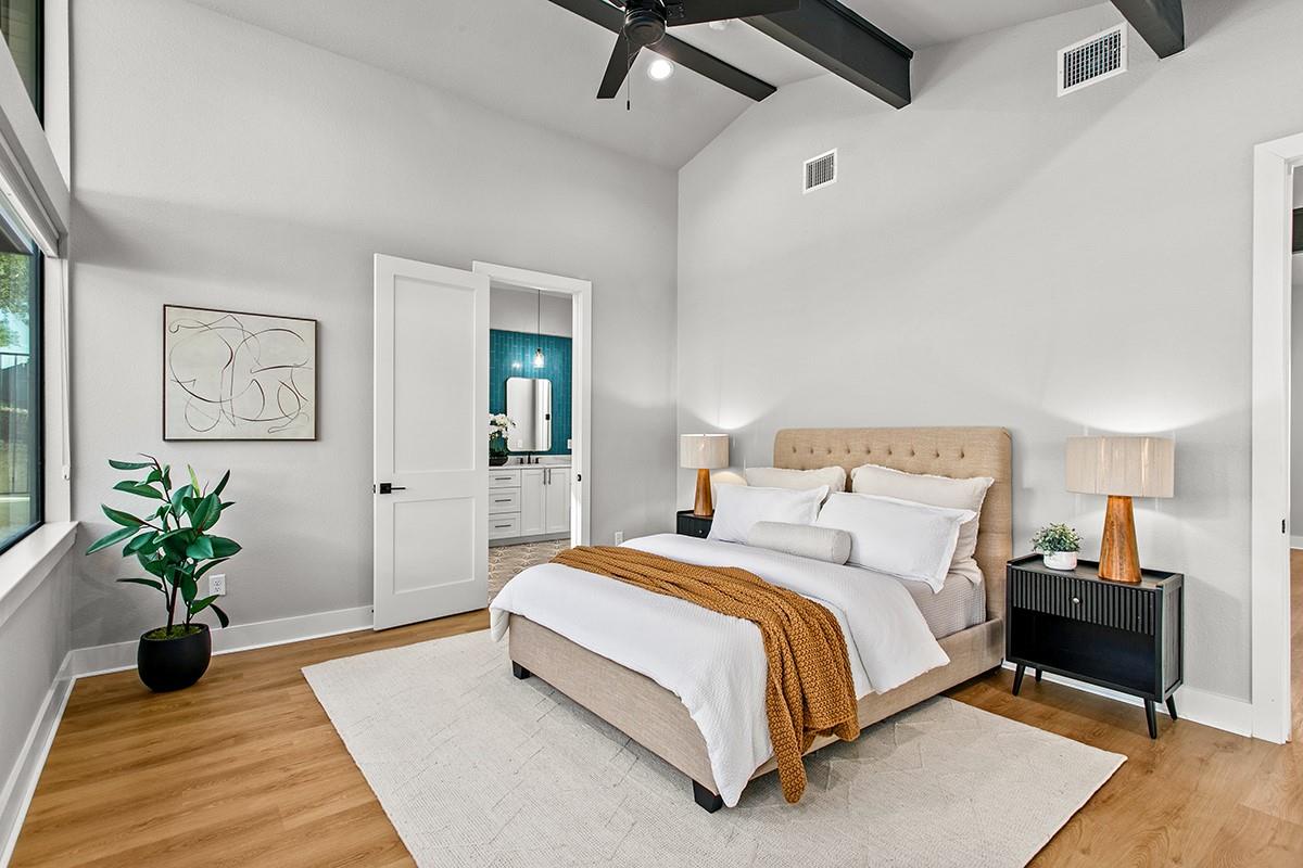 202 Evelyn Ct, Dripping Springs, TX 78620