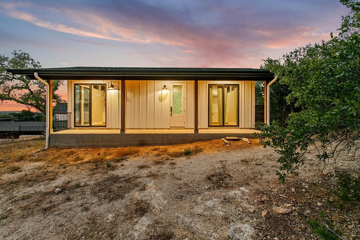 202 Evelyn Ct, Dripping Springs, TX 78620