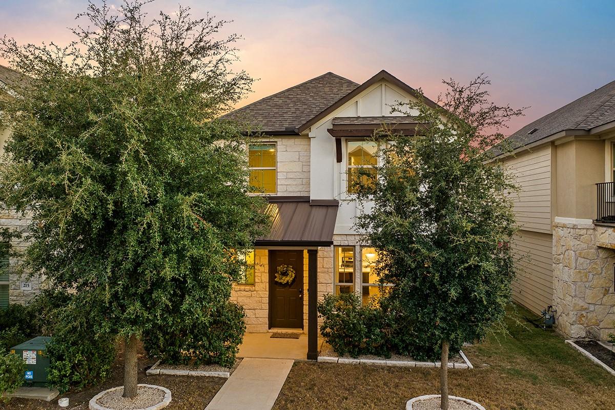 221 Diamond Point Dr, Dripping Springs, TX 78620