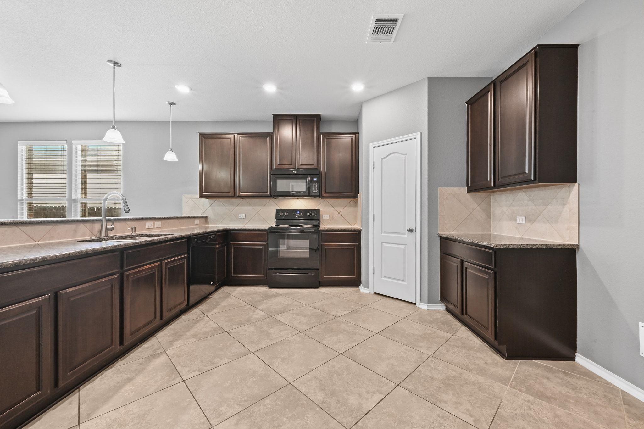 1505 Arial Dr, Austin, TX 78753