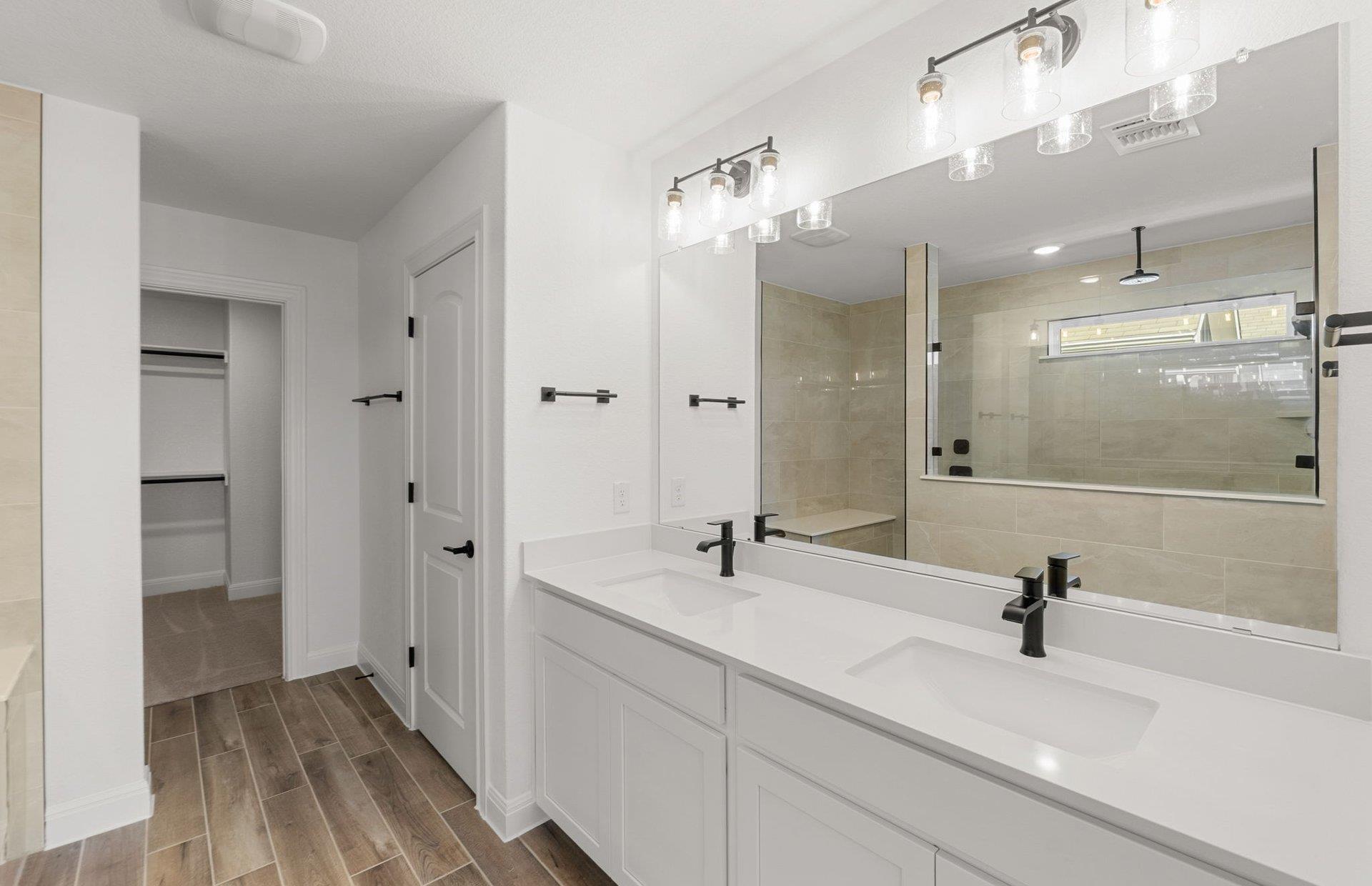 221 Regatta Trl, Leander, TX 78641