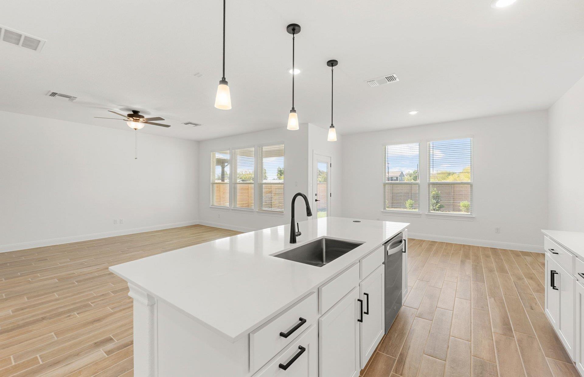 221 Regatta Trl, Leander, TX 78641