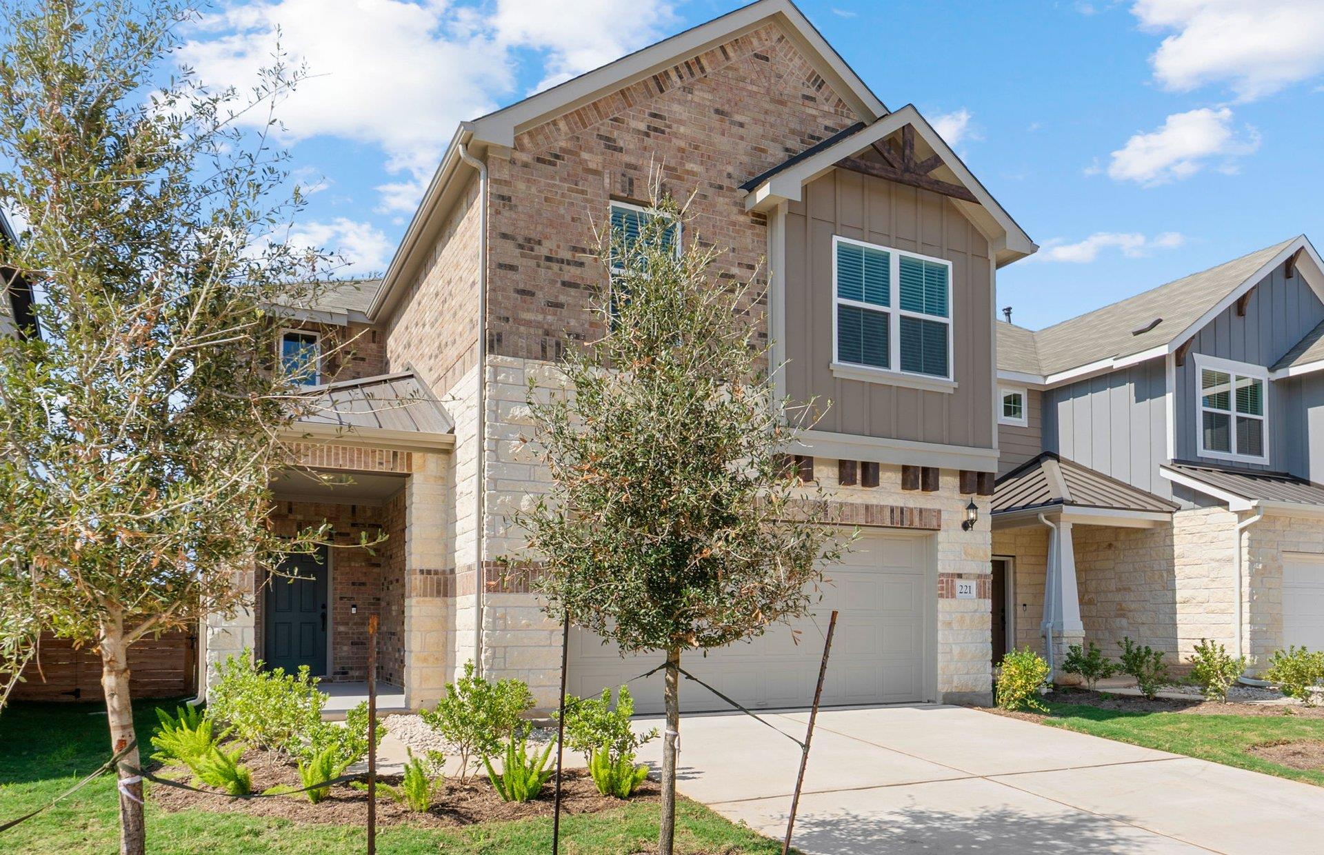 221 Regatta Trl, Leander, TX 78641