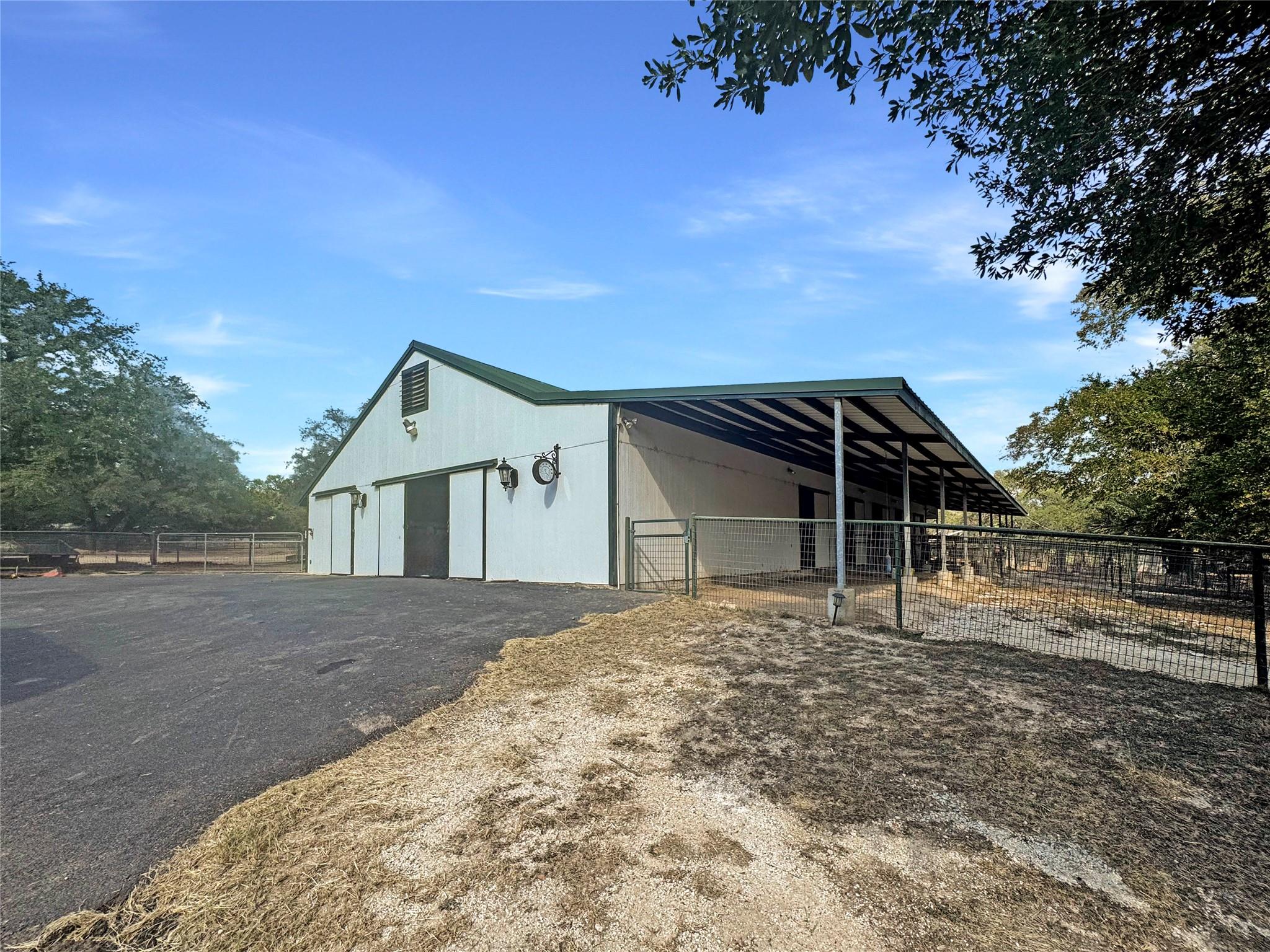 1717 Sycamore Crk, Dripping Springs, TX 78620