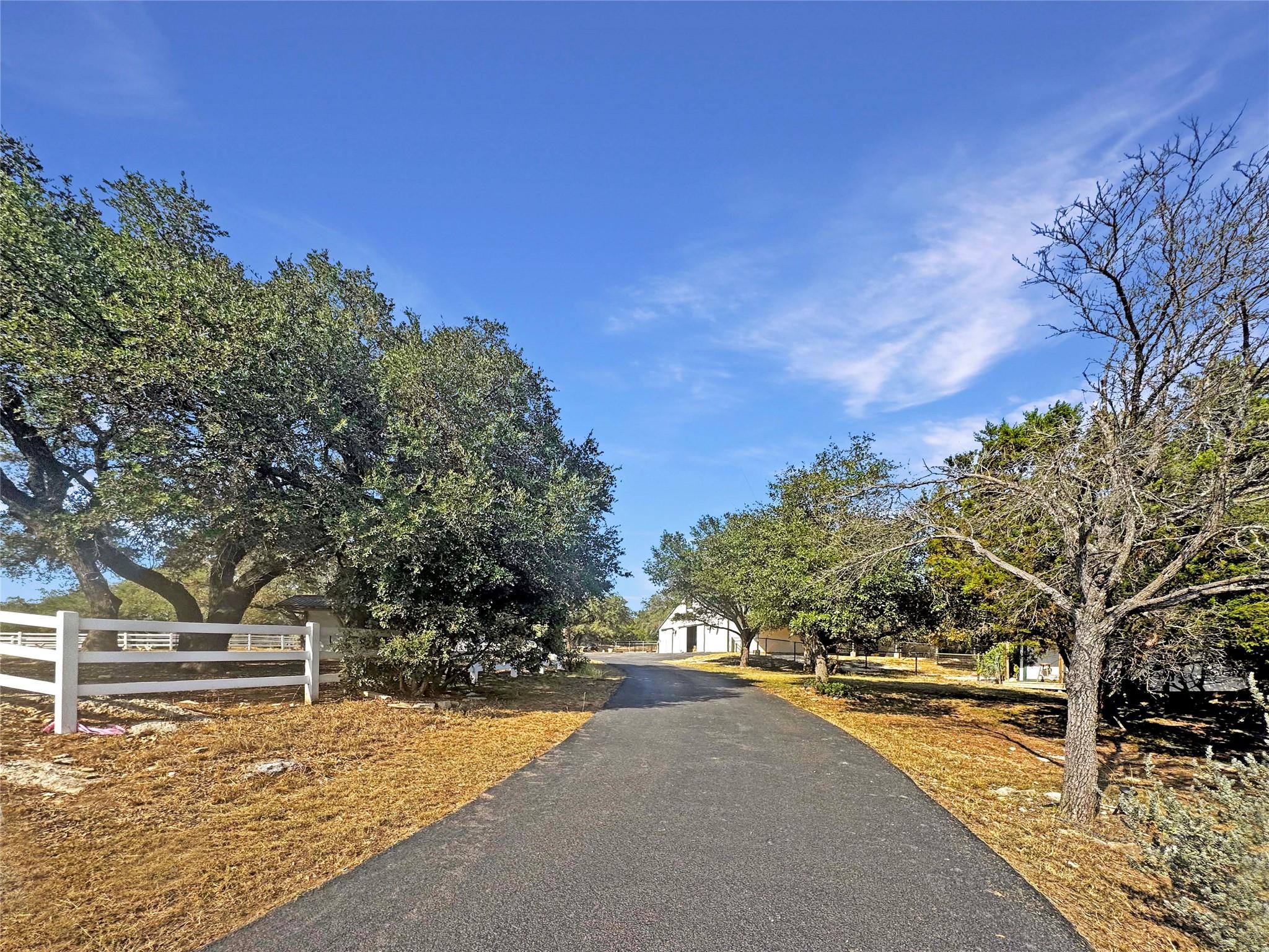 1717 Sycamore Crk, Dripping Springs, TX 78620