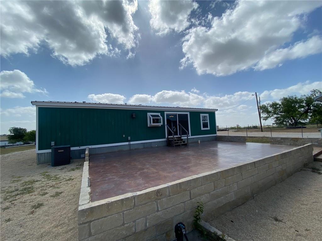 680 Grant Harris Rd, San Marcos, TX 78666