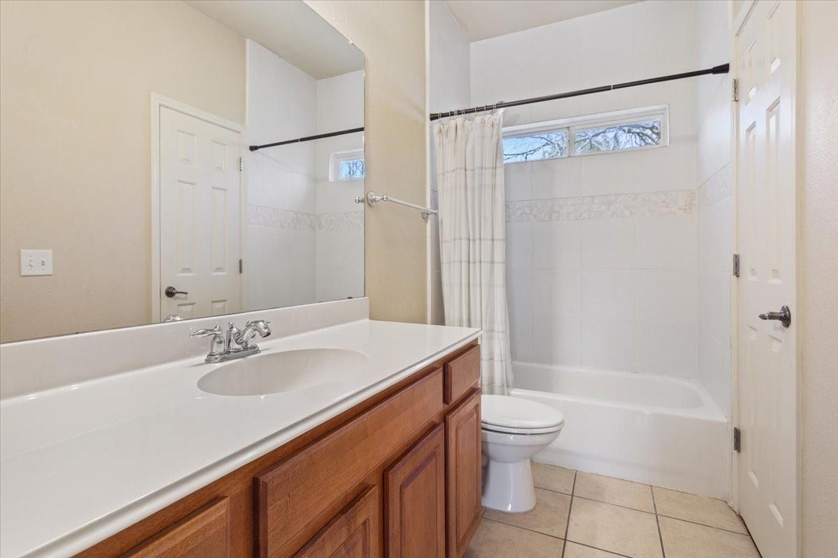 1210 E M Franklin Ave # B, Austin, TX 78721