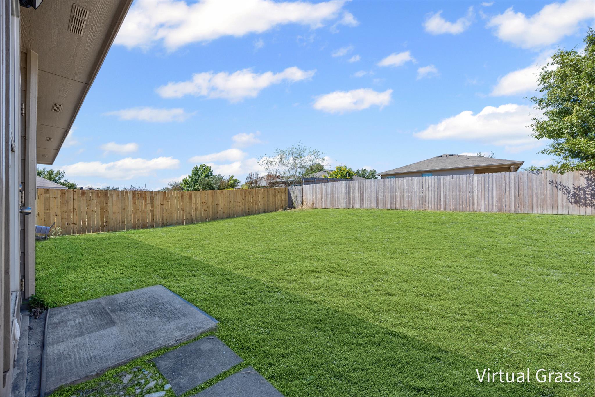 129 Lynn Crest Bnd, Buda, TX 78610