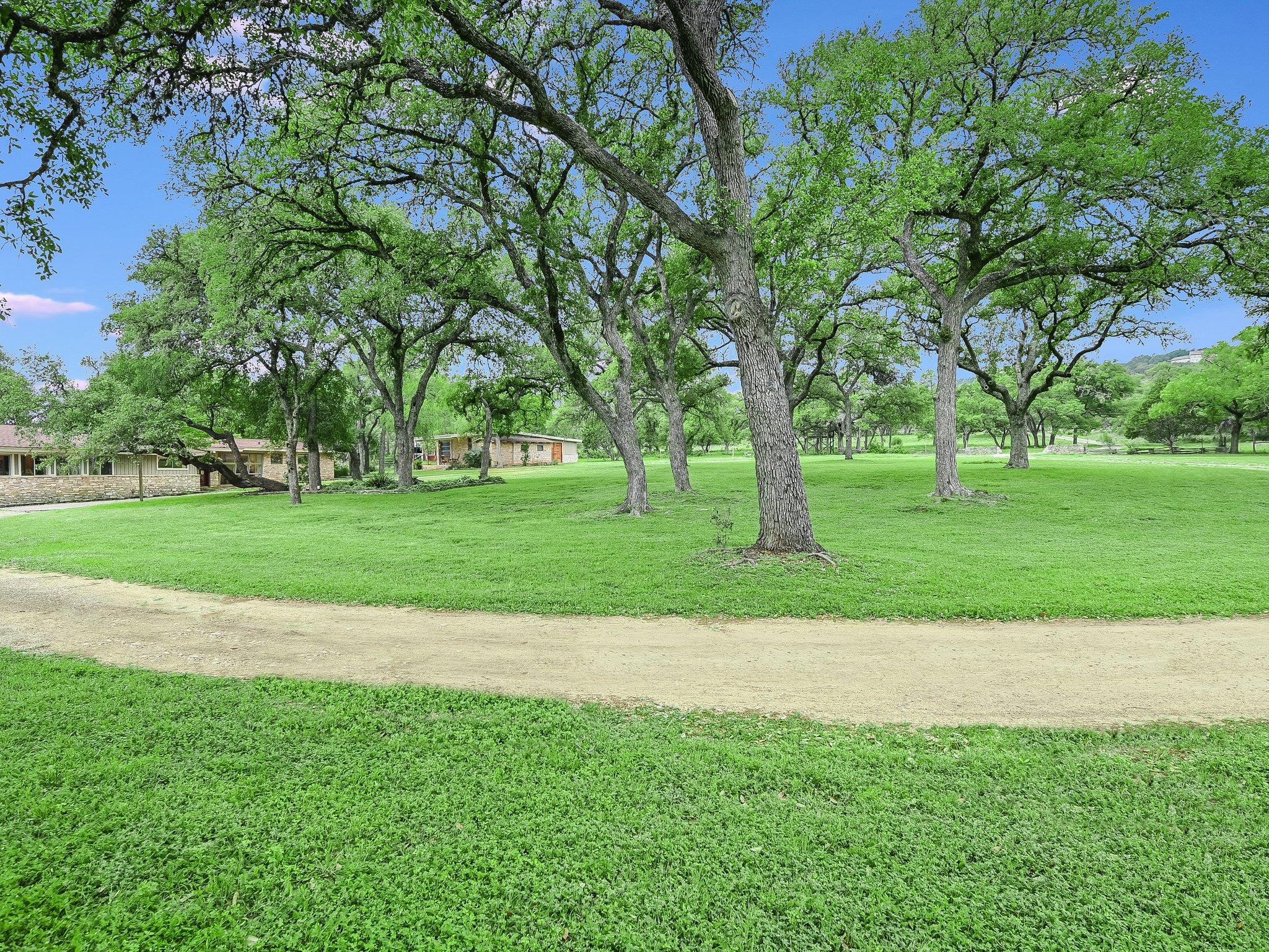 1500 Spoke Hollow Rd, Wimberley, TX 78676