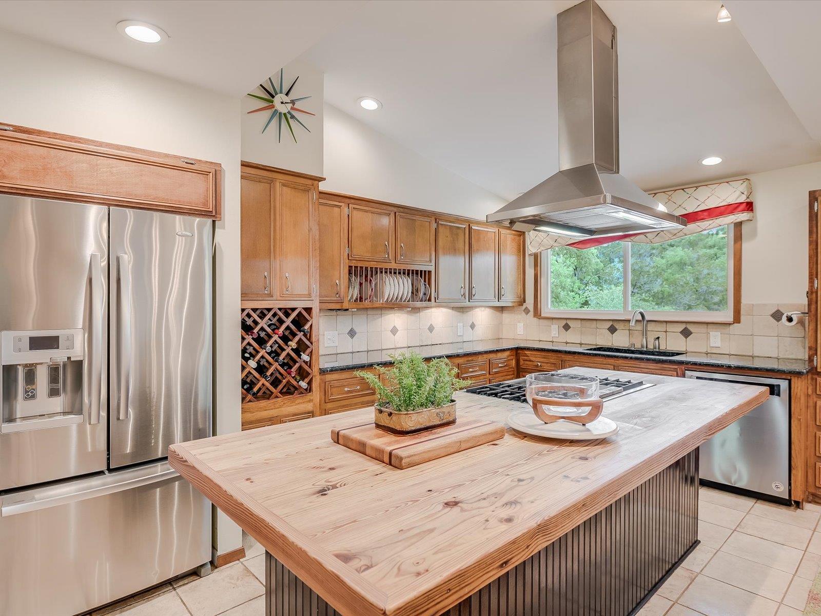 1500 Spoke Hollow Rd, Wimberley, TX 78676