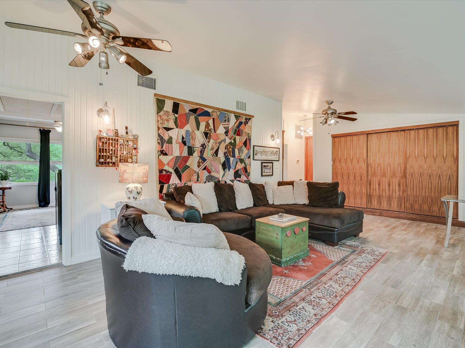 1500 Spoke Hollow Rd, Wimberley, TX 78676