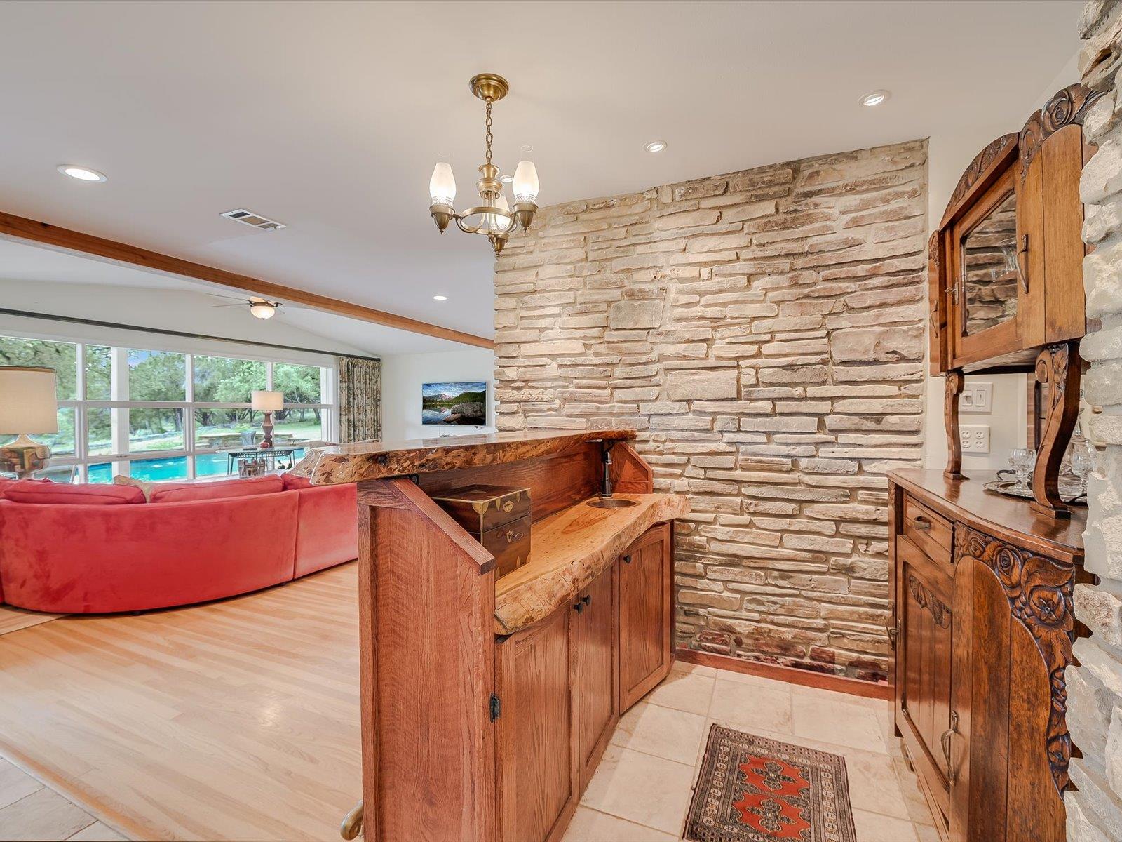 1500 Spoke Hollow Rd, Wimberley, TX 78676