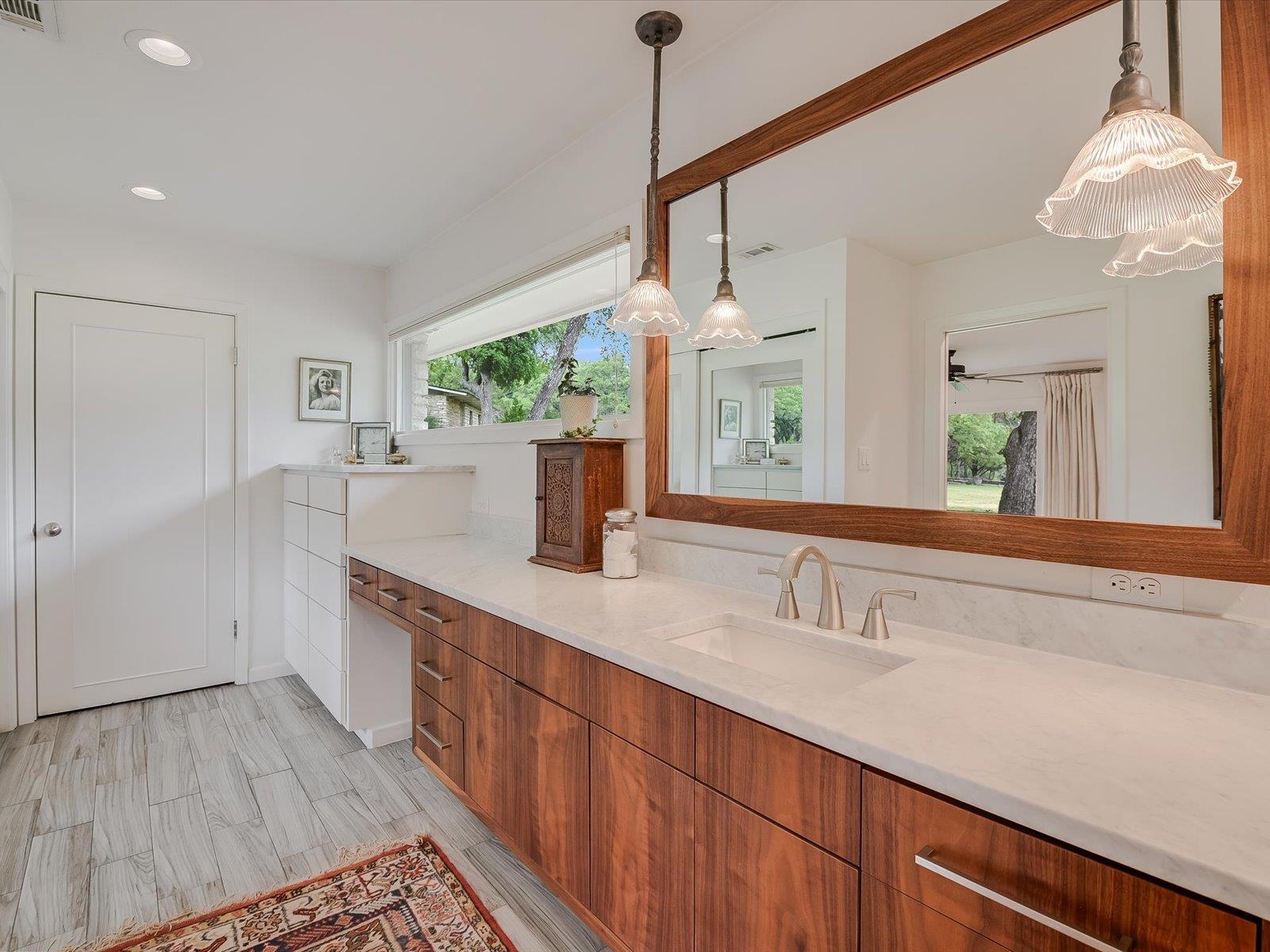 1500 Spoke Hollow Rd, Wimberley, TX 78676