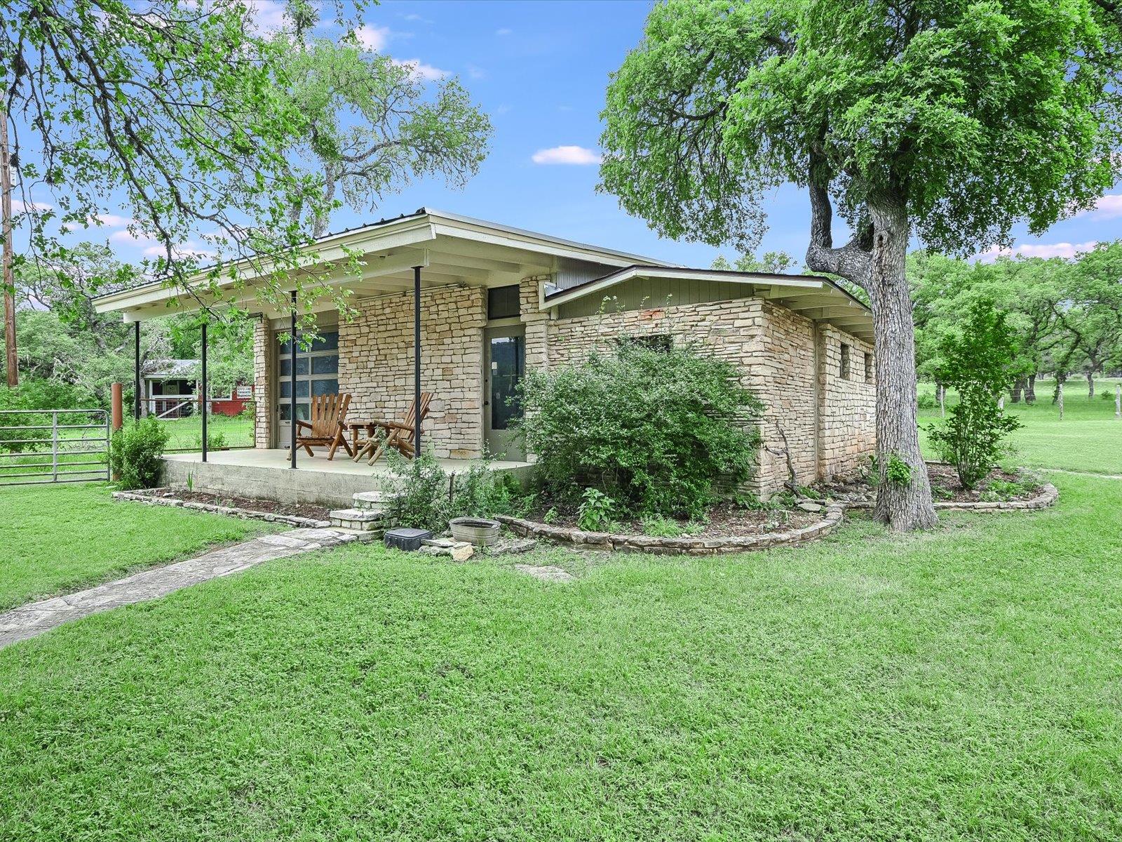 1500 Spoke Hollow Rd, Wimberley, TX 78676