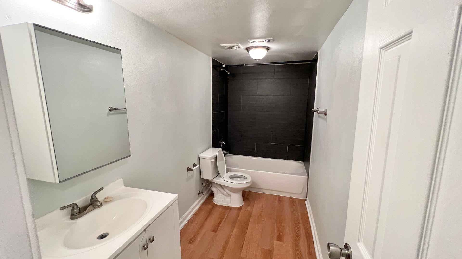 2301 OHLEN Rd # 107, Austin, TX 78757