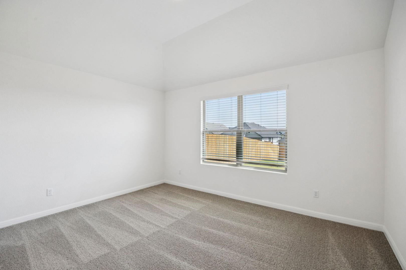 332 Bendecido Loop, Elgin, TX 78621